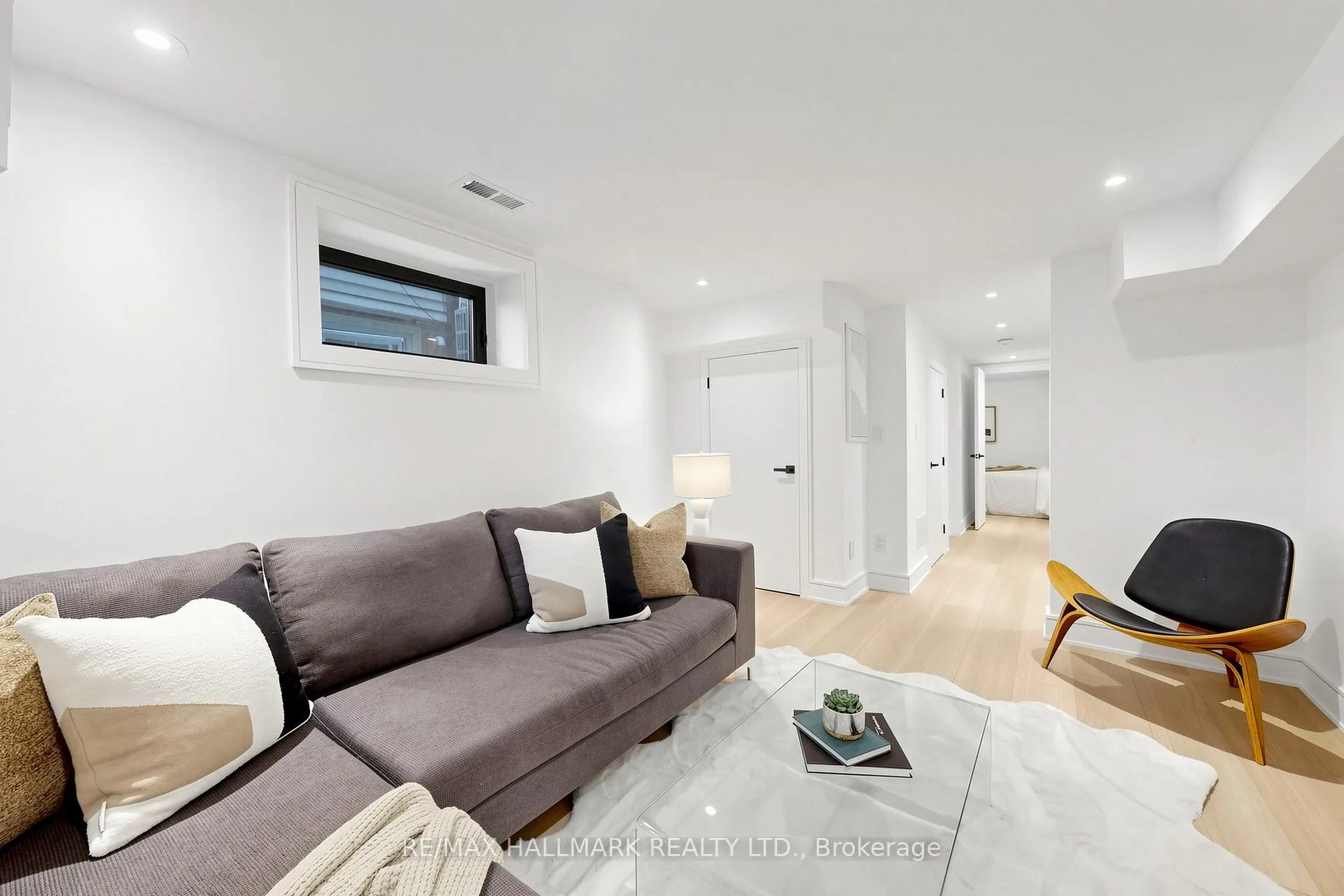 Photo 35 of 207 Victor Avenue, Toronto, North Riverdale — HOMEH