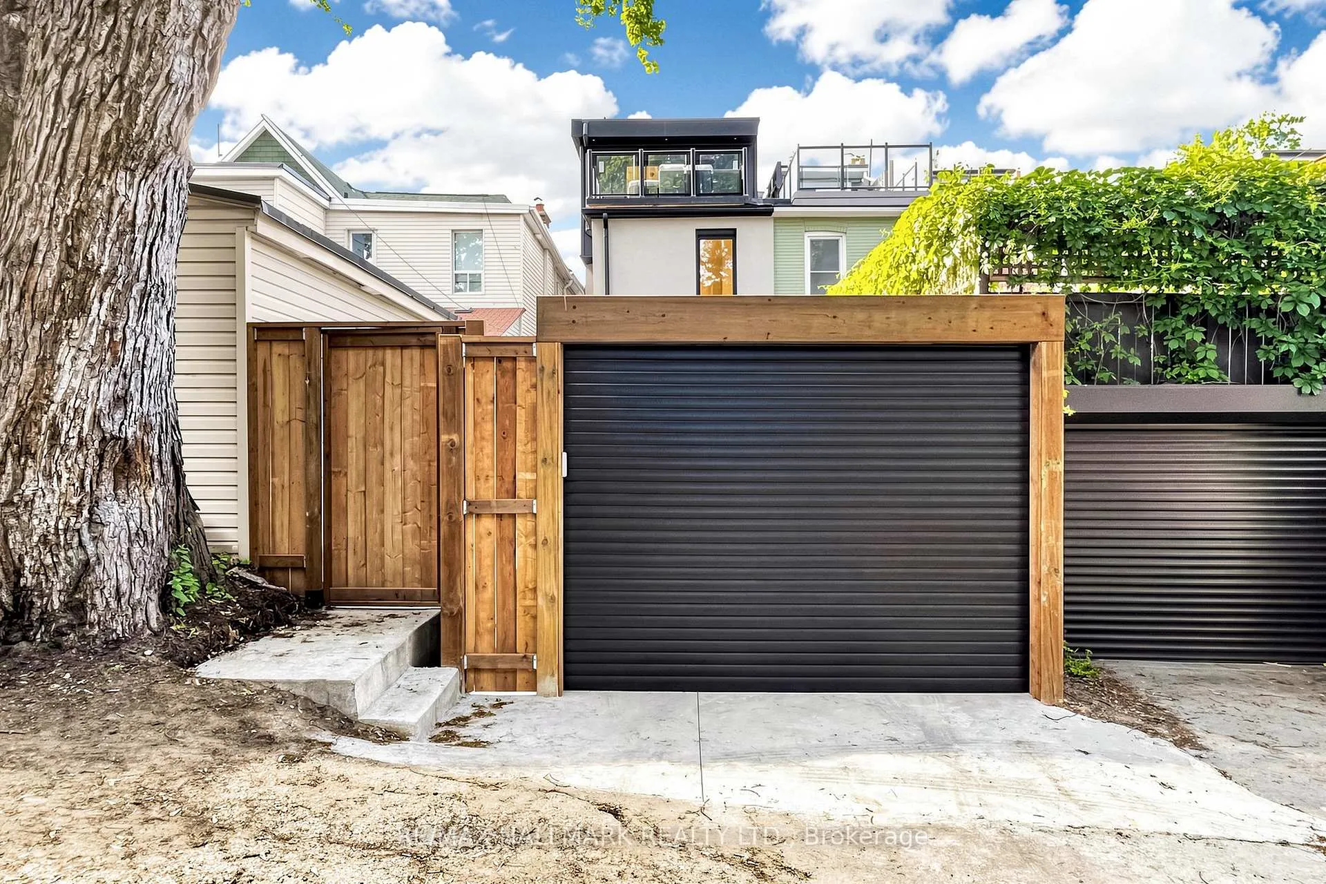 Photo 47 of 207 Victor Avenue, Toronto, North Riverdale — HOMEH