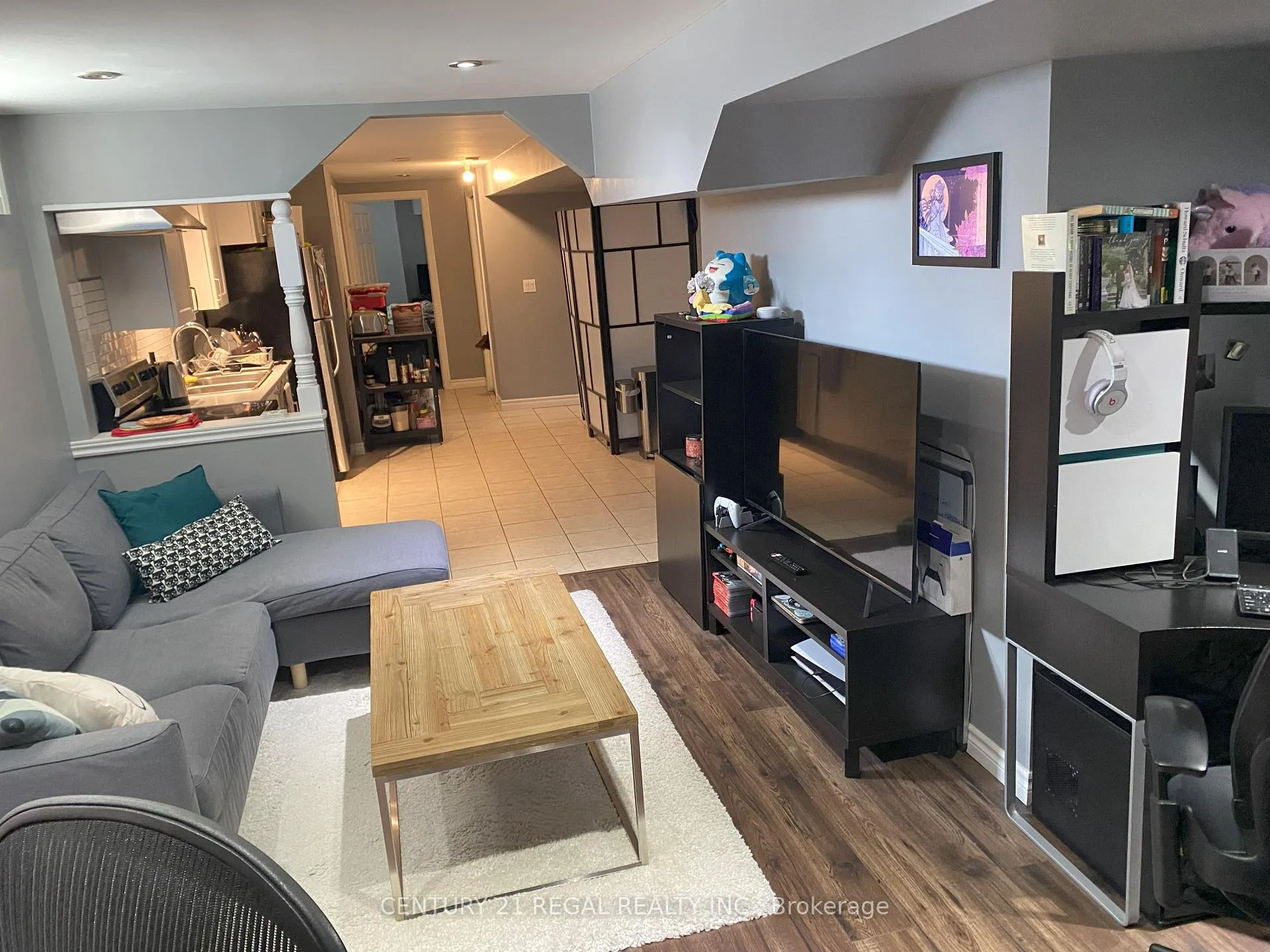 Photo 10 of Unit Basement, 25 Monte Carlo Drive, Vaughan, Sonoma Heights — HOMEH