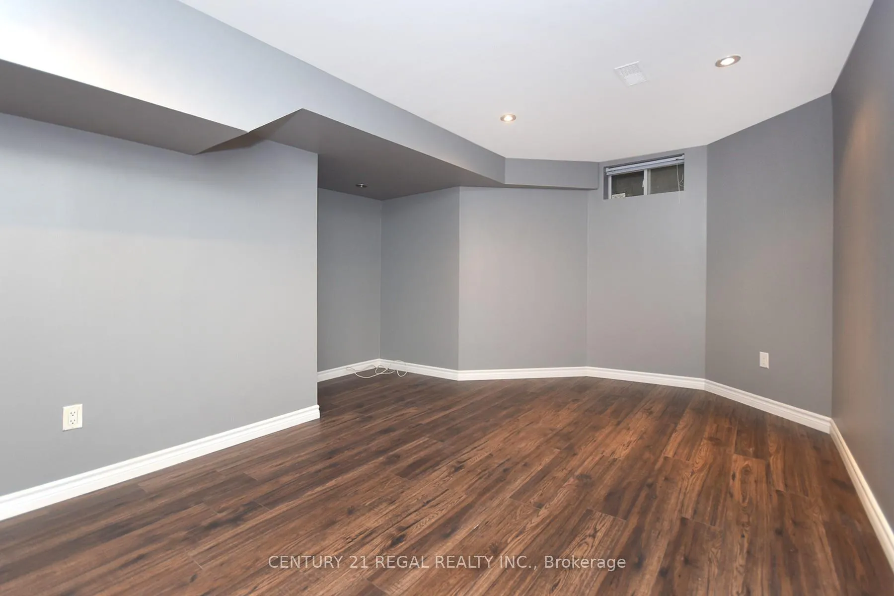 Photo 16 of Unit Basement, 25 Monte Carlo Drive, Vaughan, Sonoma Heights — HOMEH