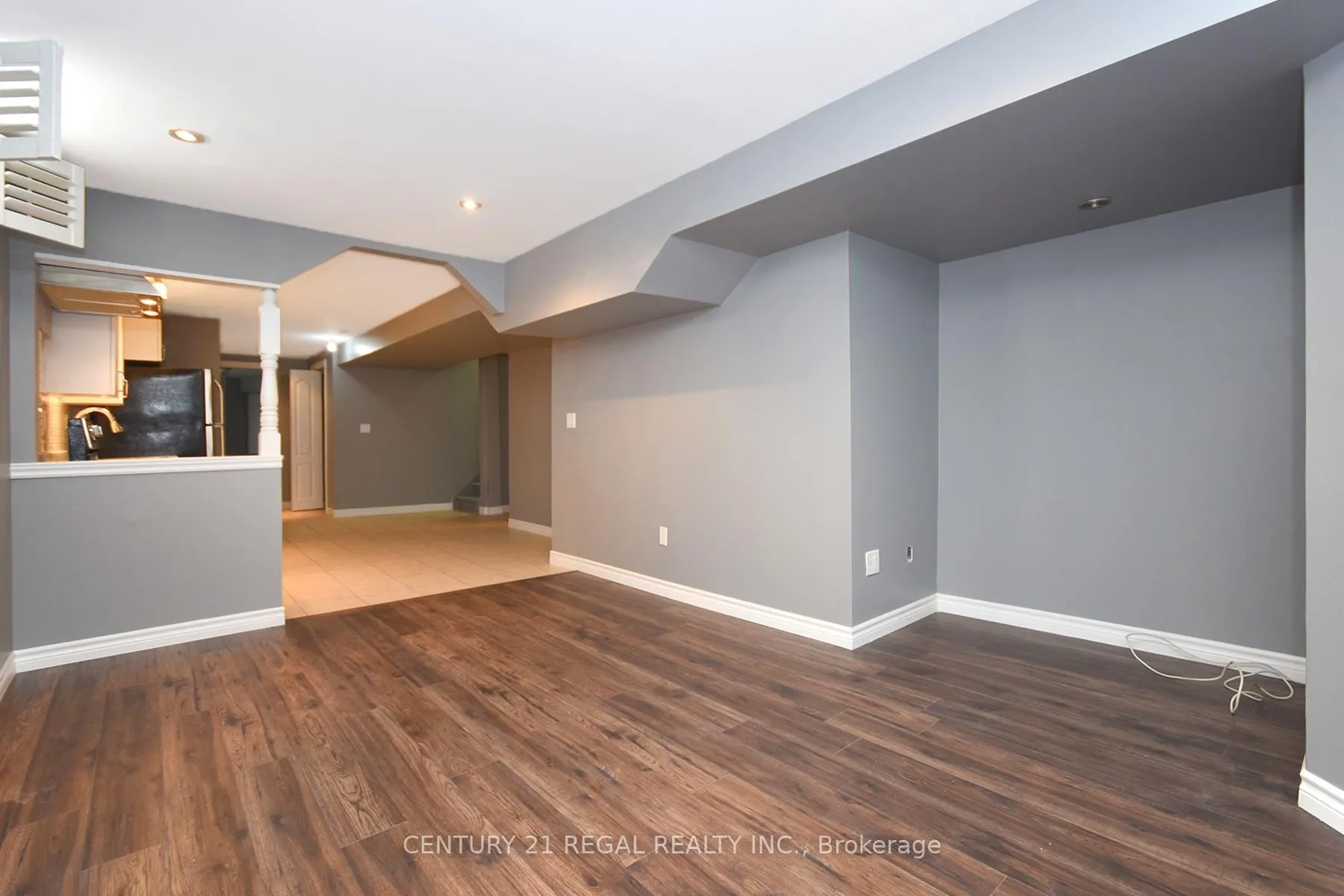 Photo 18 of Unit Basement, 25 Monte Carlo Drive, Vaughan, Sonoma Heights — HOMEH