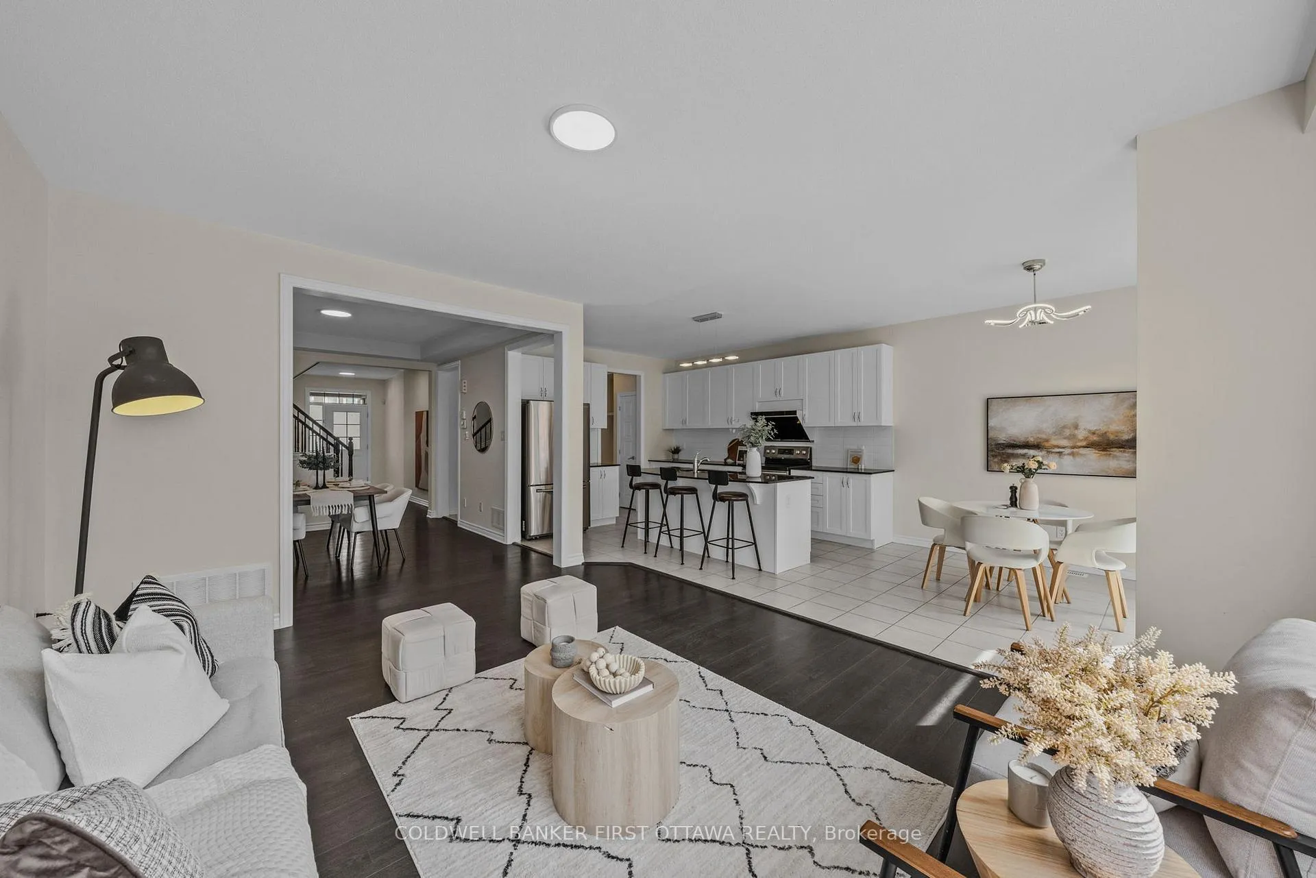 Photo 11 of 657 Dundonald Drive, Ottawa, Barrhaven - Half Moon Bay — HOMEH