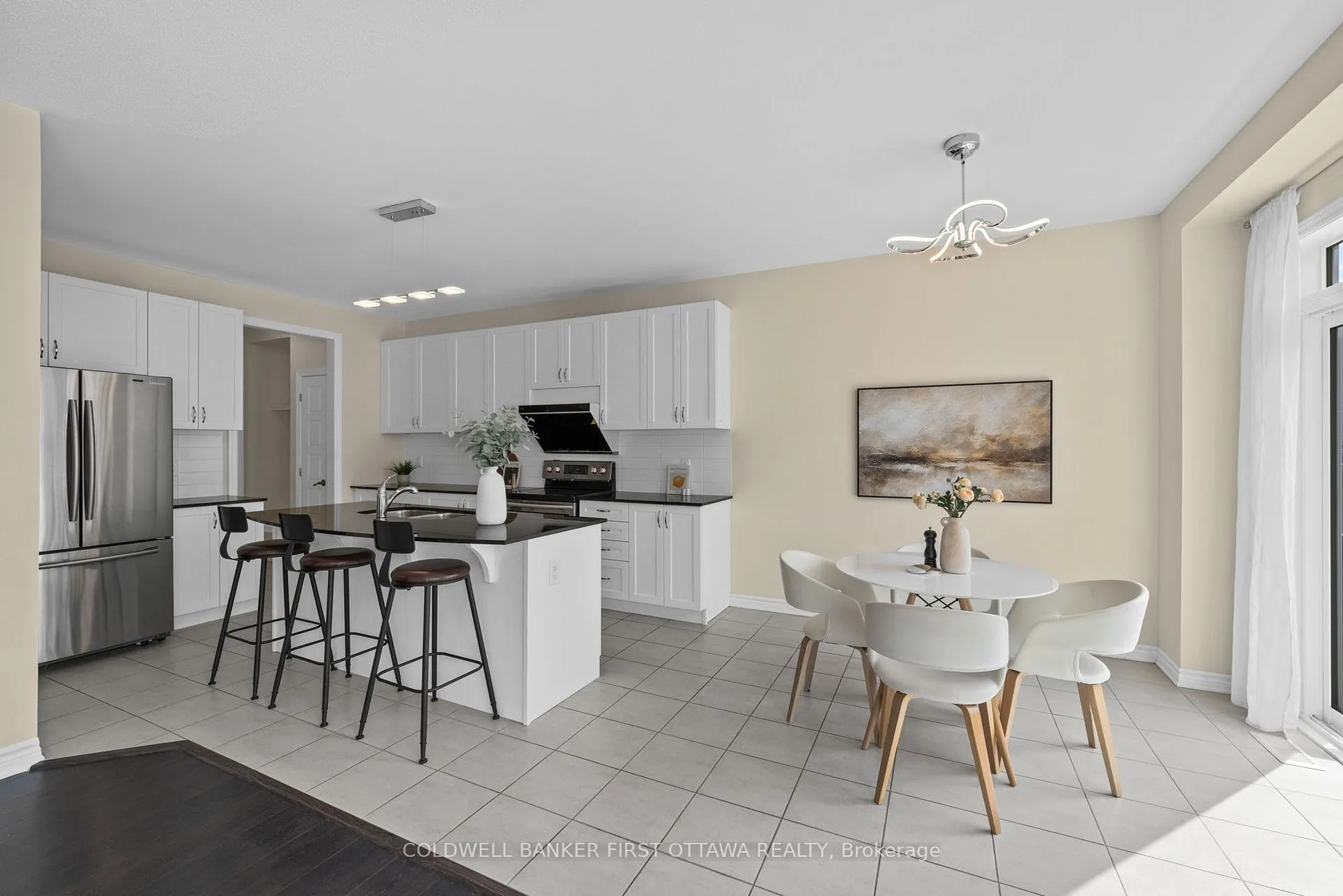 Photo 13 of 657 Dundonald Drive, Ottawa, Barrhaven - Half Moon Bay — HOMEH