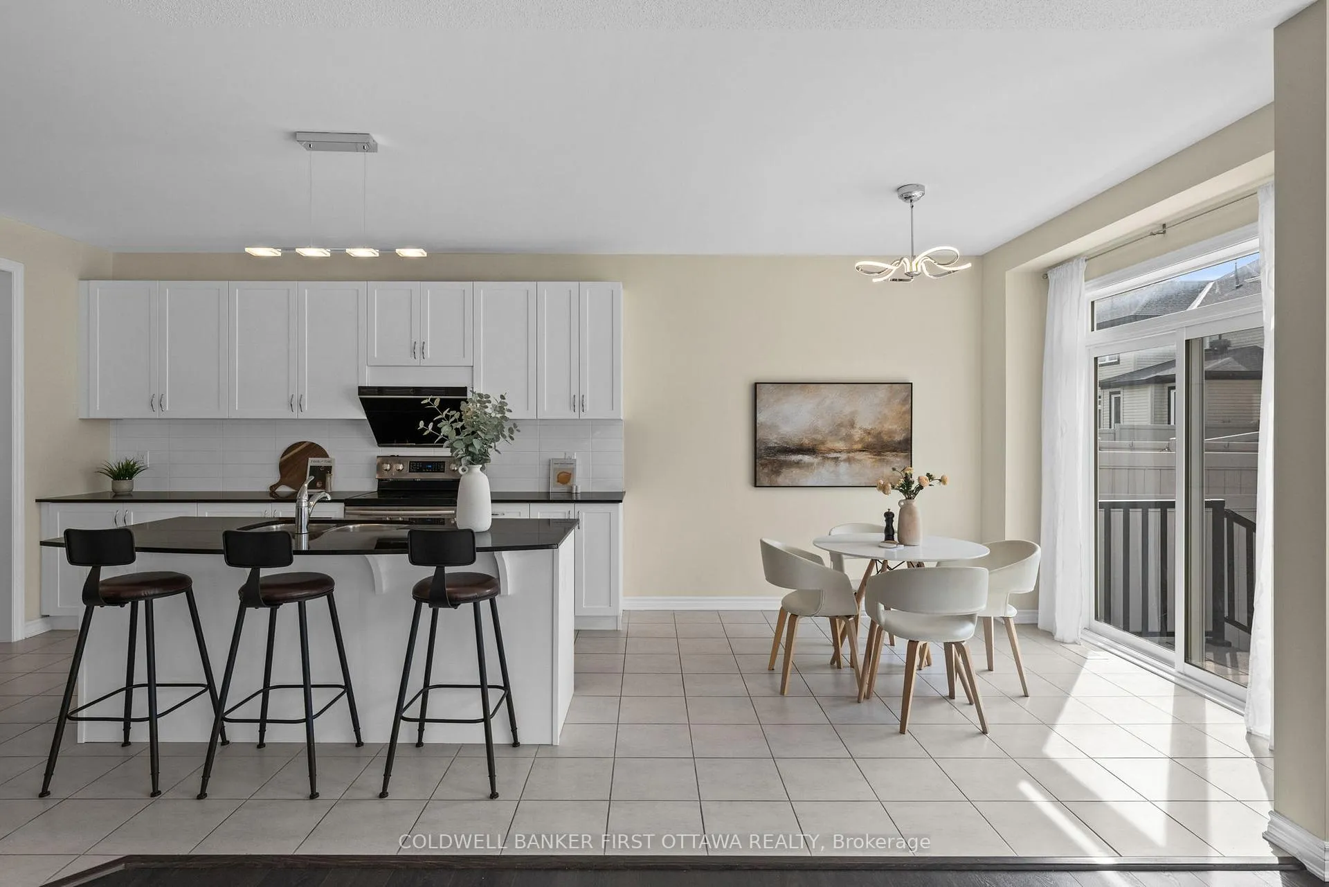 Photo 18 of 657 Dundonald Drive, Ottawa, Barrhaven - Half Moon Bay — HOMEH