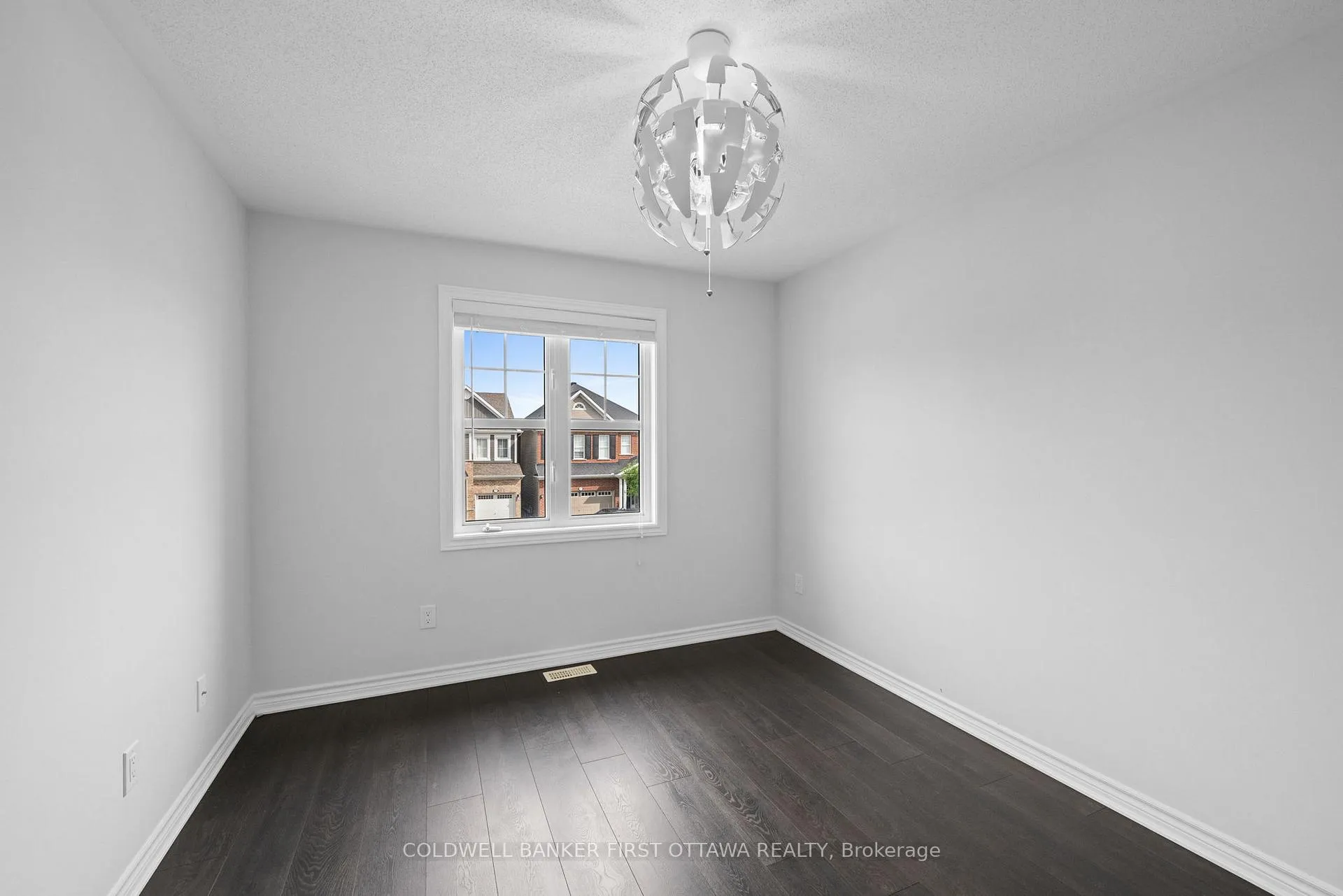 Photo 29 of 657 Dundonald Drive, Ottawa, Barrhaven - Half Moon Bay — HOMEH