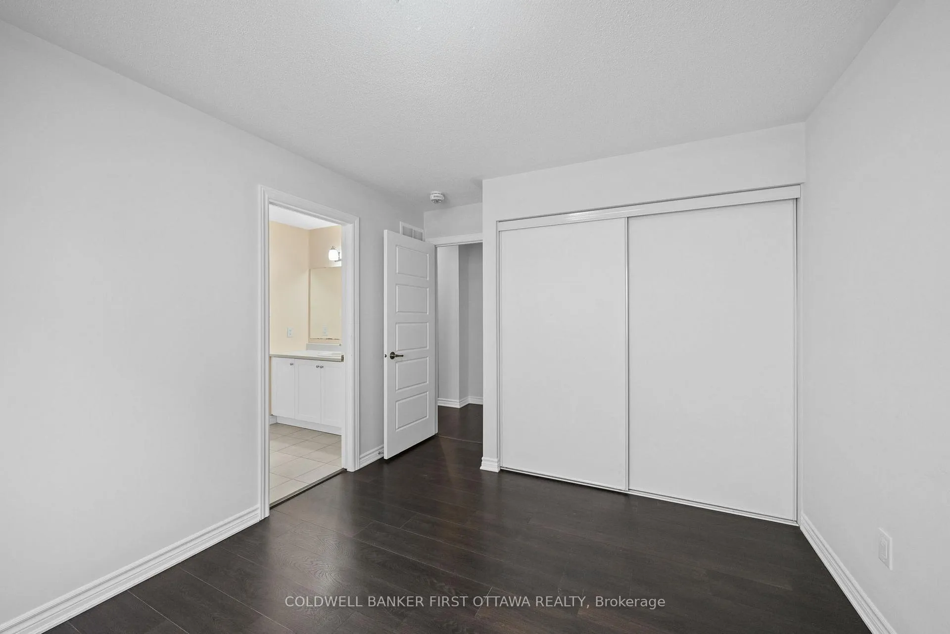 Photo 31 of 657 Dundonald Drive, Ottawa, Barrhaven - Half Moon Bay — HOMEH