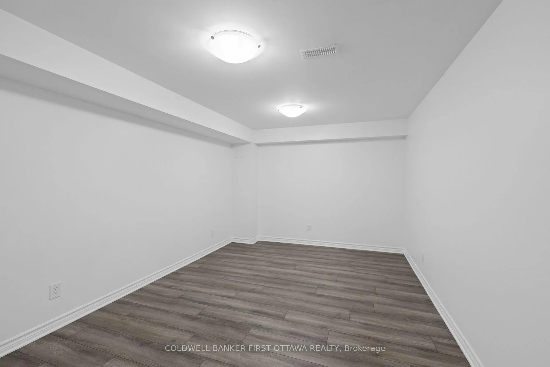 Photo 36 of 657 Dundonald Drive, Ottawa, Barrhaven - Half Moon Bay — HOMEH