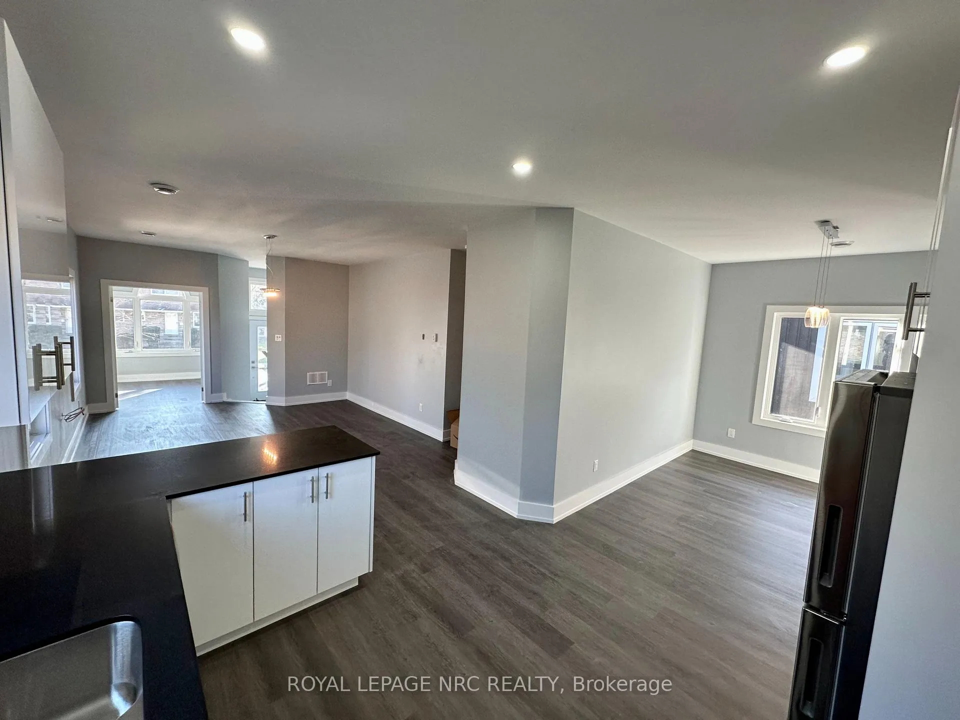 Photo 4 of Unit Upper, 58 Griffith Street, Welland, Welland Downtown — HOMEH