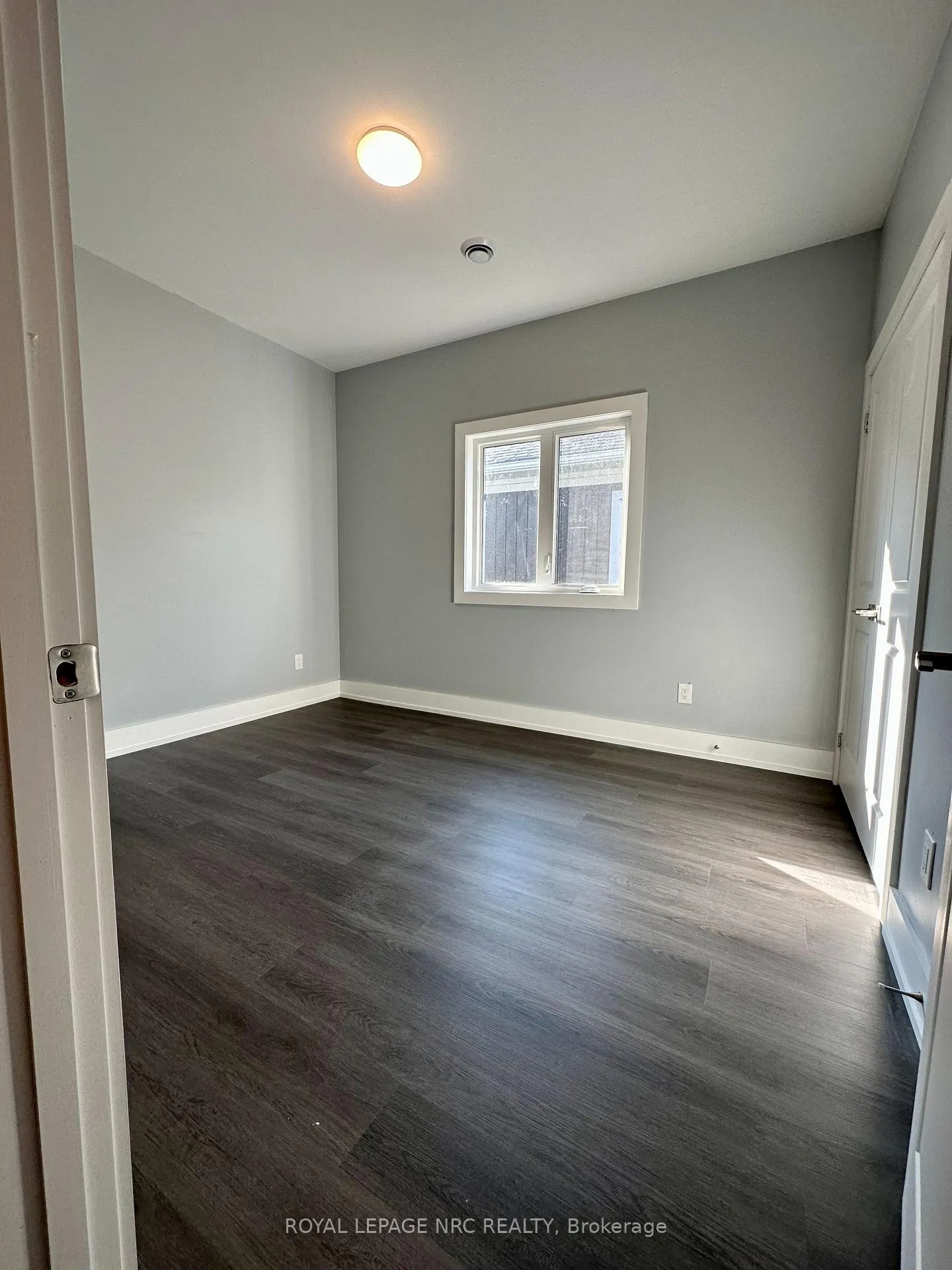 Photo 17 of Unit Upper, 58 Griffith Street, Welland, Welland Downtown — HOMEH