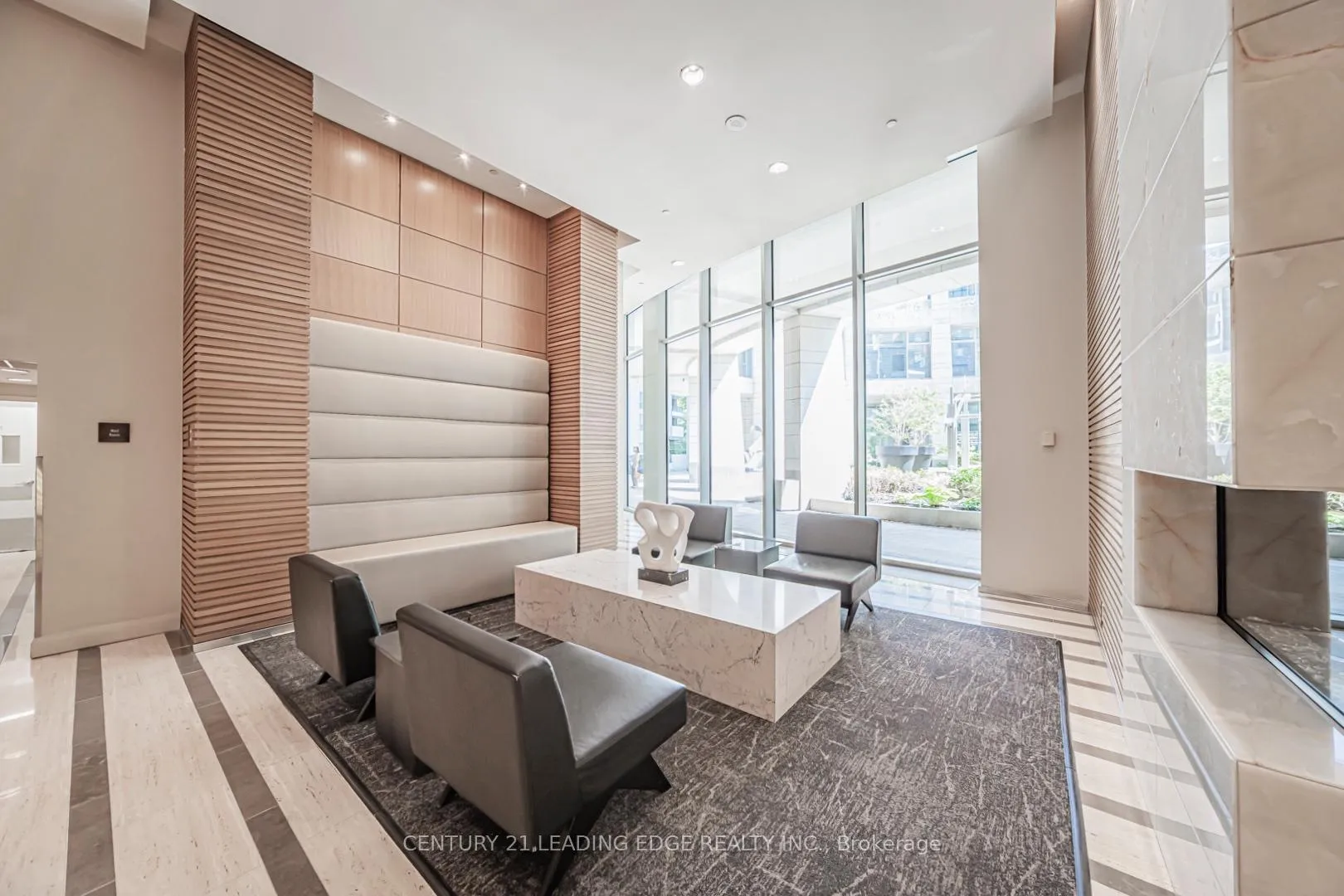 Photo 4 of Unit 5104, 2191 Yonge Street, Toronto, Mount Pleasant West — HOMEH