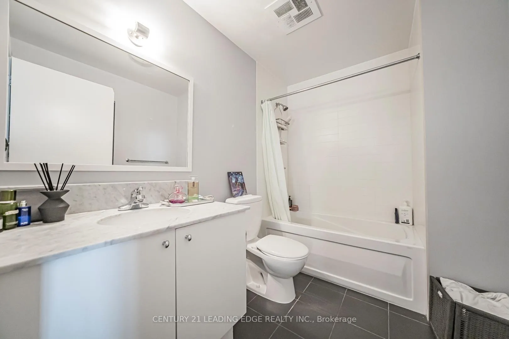 Photo 30 of Unit 5104, 2191 Yonge Street, Toronto, Mount Pleasant West — HOMEH