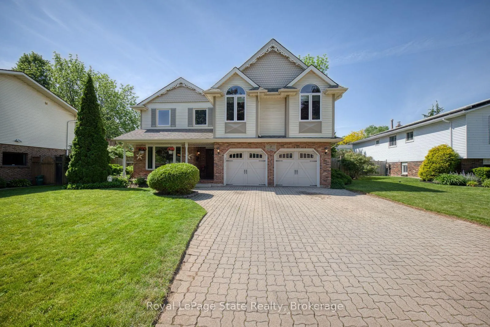 Photo 2 of 8 Cheval Drive, Grimsby, Grimsby Beach — HOMEH