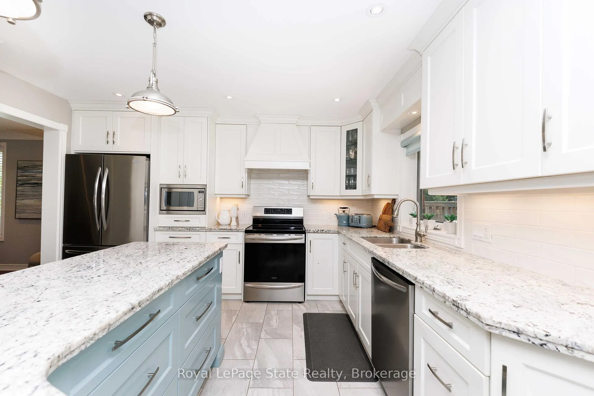 Photo 7 of 8 Cheval Drive, Grimsby, Grimsby Beach — HOMEH