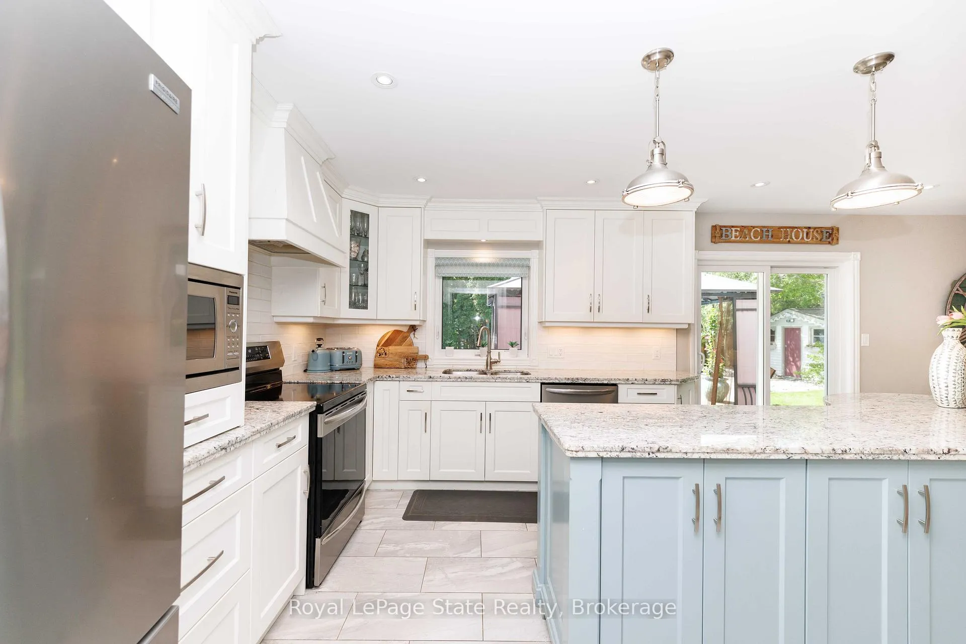Photo 8 of 8 Cheval Drive, Grimsby, Grimsby Beach — HOMEH