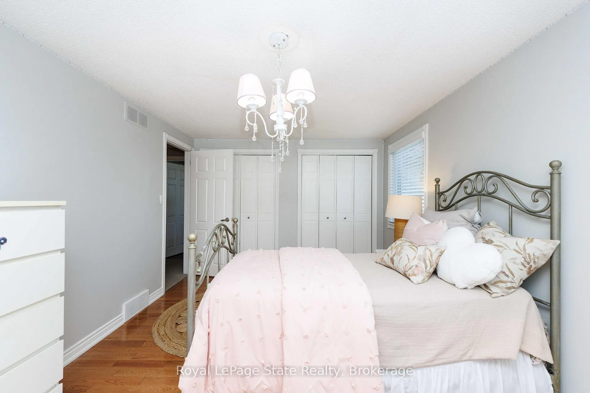Photo 26 of 8 Cheval Drive, Grimsby, Grimsby Beach — HOMEH