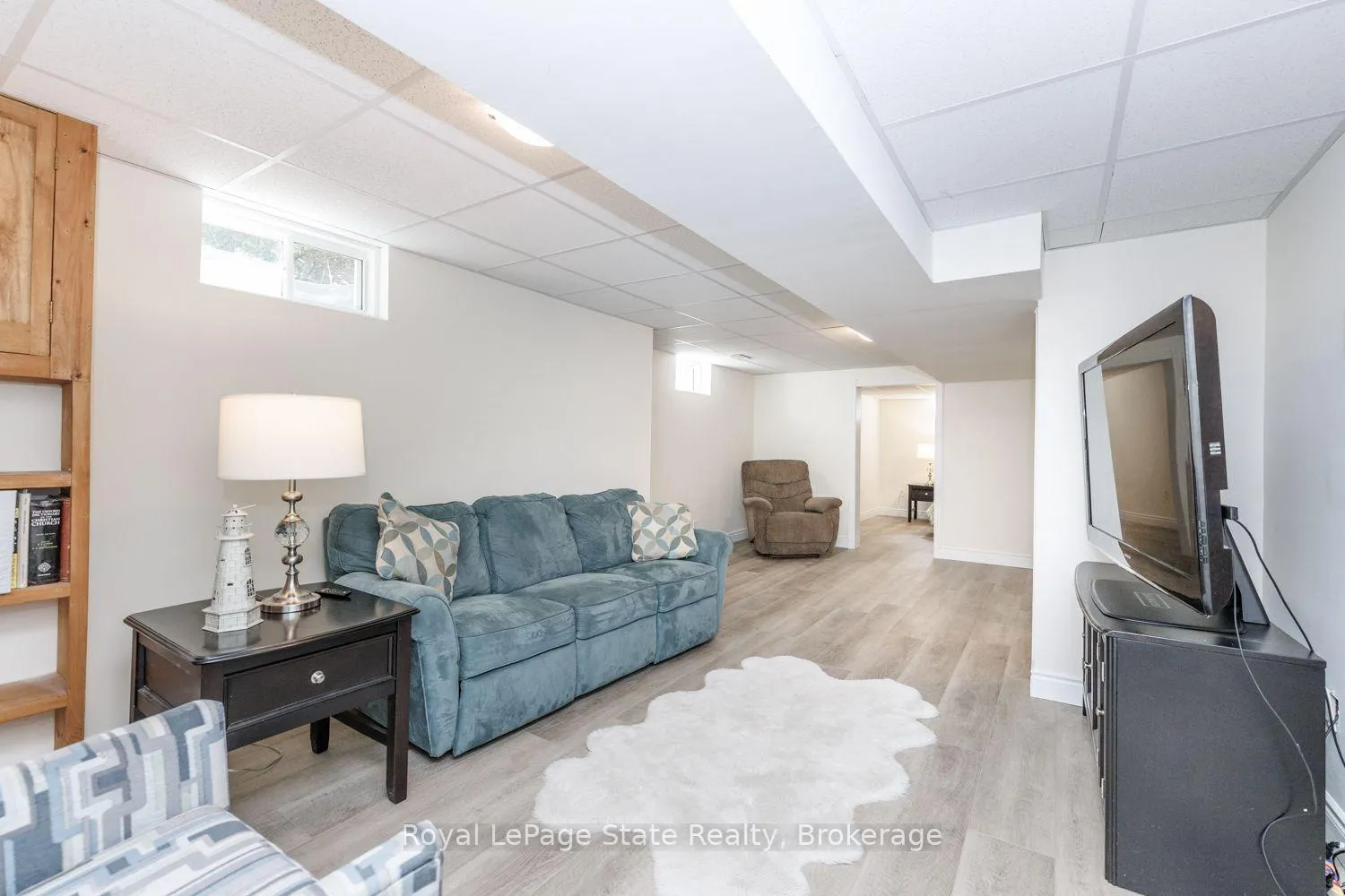 Photo 38 of 8 Cheval Drive, Grimsby, Grimsby Beach — HOMEH