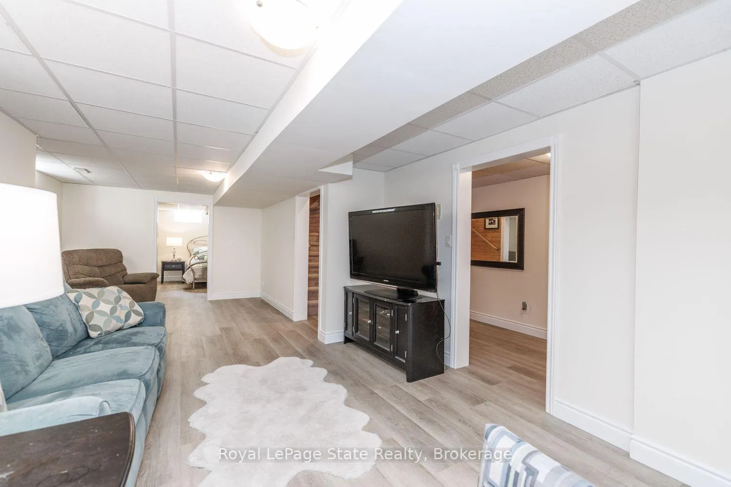 Photo 39 of 8 Cheval Drive, Grimsby, Grimsby Beach — HOMEH