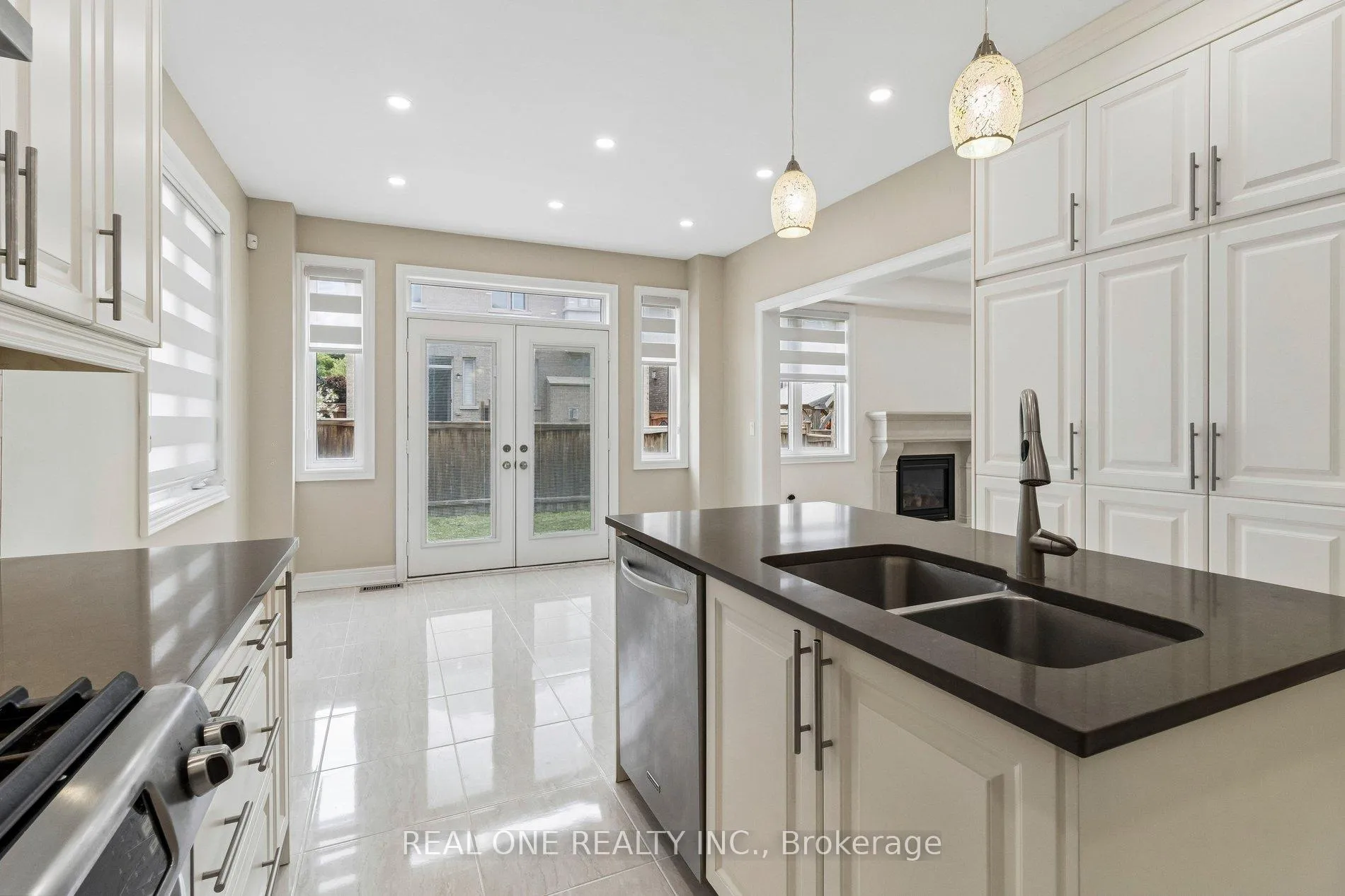 Photo 23 of 19 Rivoli Drive, Vaughan, Vellore Village — HOMEH