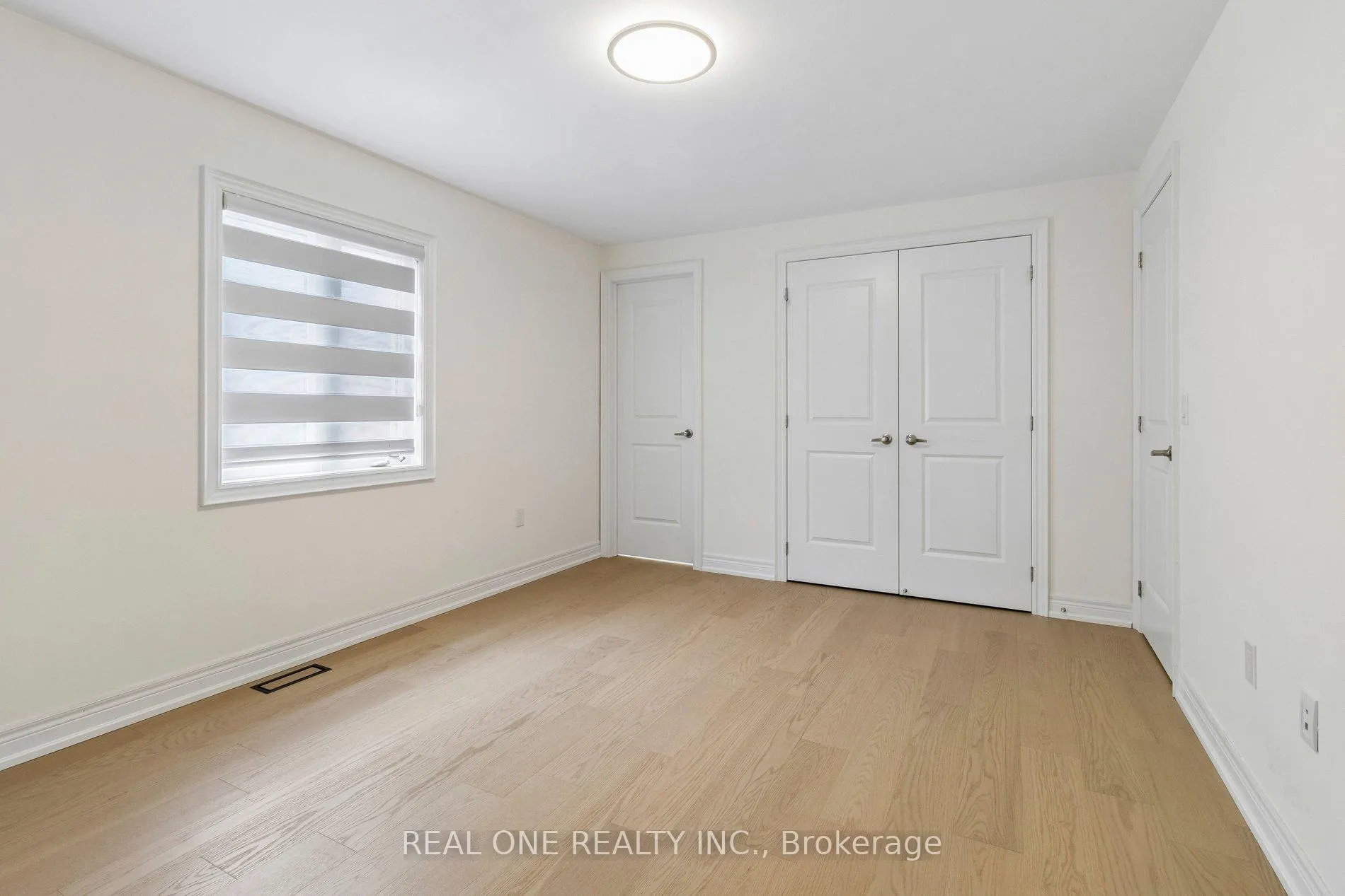 Photo 36 of 19 Rivoli Drive, Vaughan, Vellore Village — HOMEH