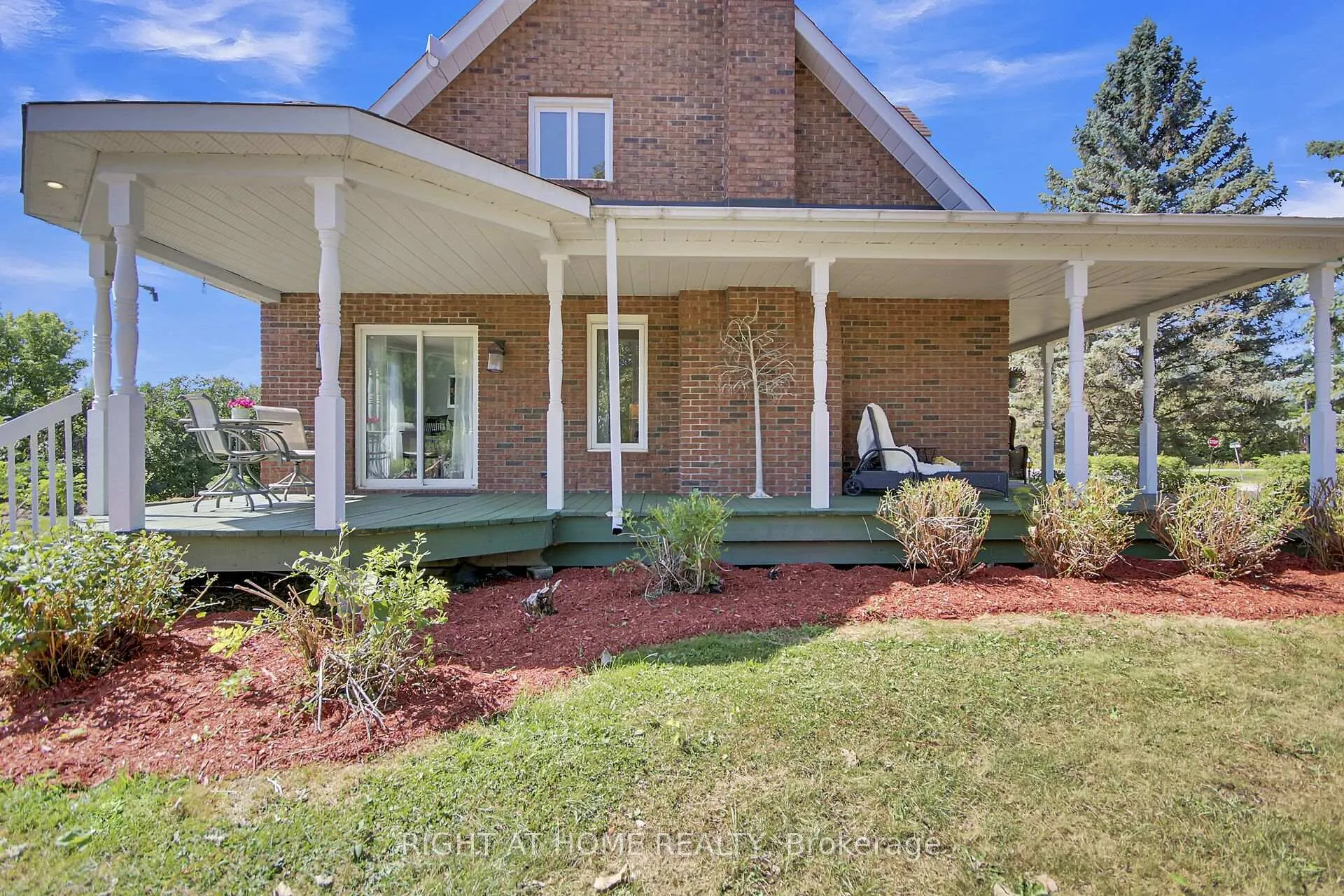 Photo 5 of 4179 Alfalfa Street, Ottawa, Vernon — HOMEH