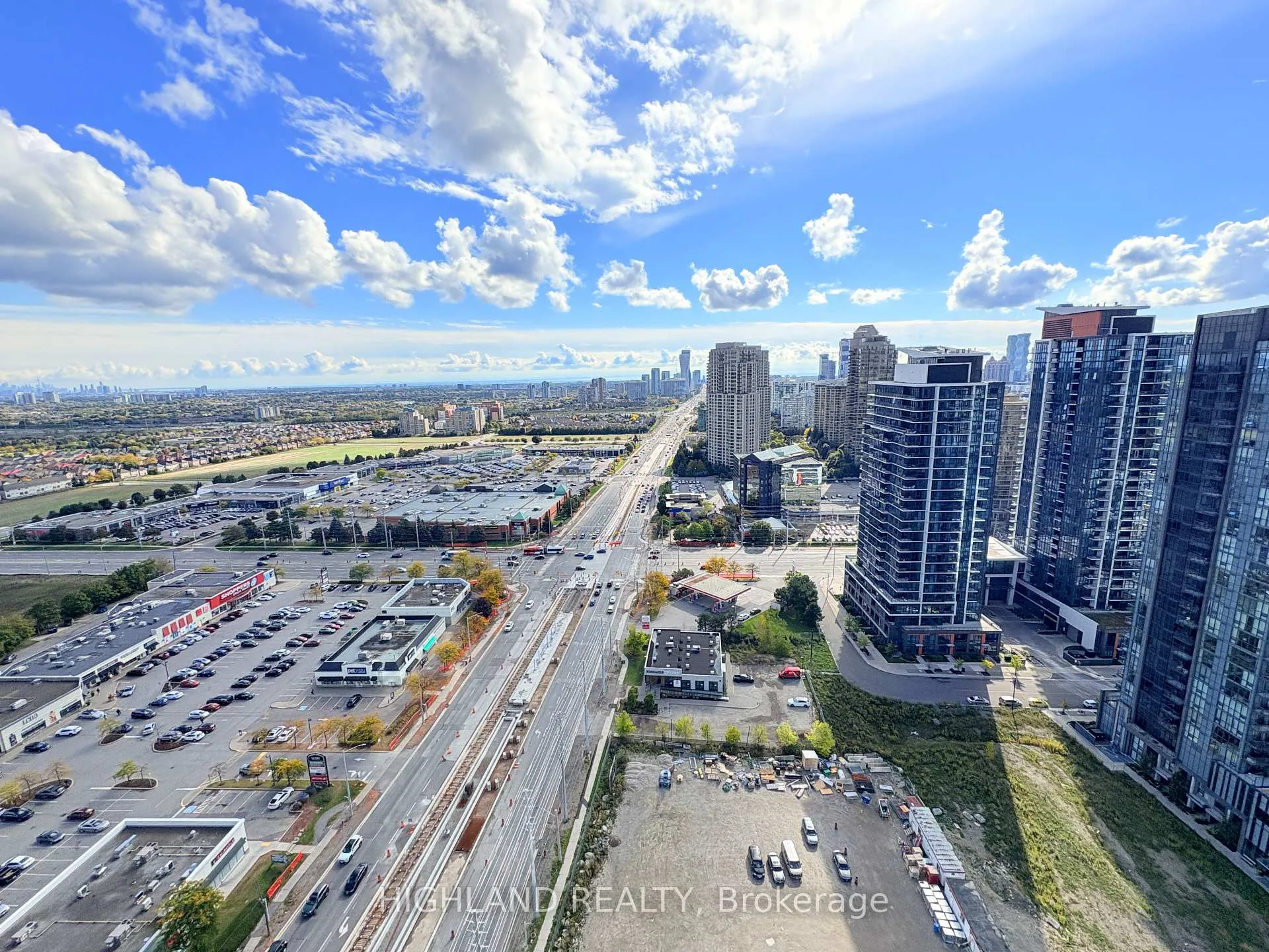 Photo 9 of Unit 2502, 15 Watergarden Drive, Mississauga, Hurontario — HOMEH