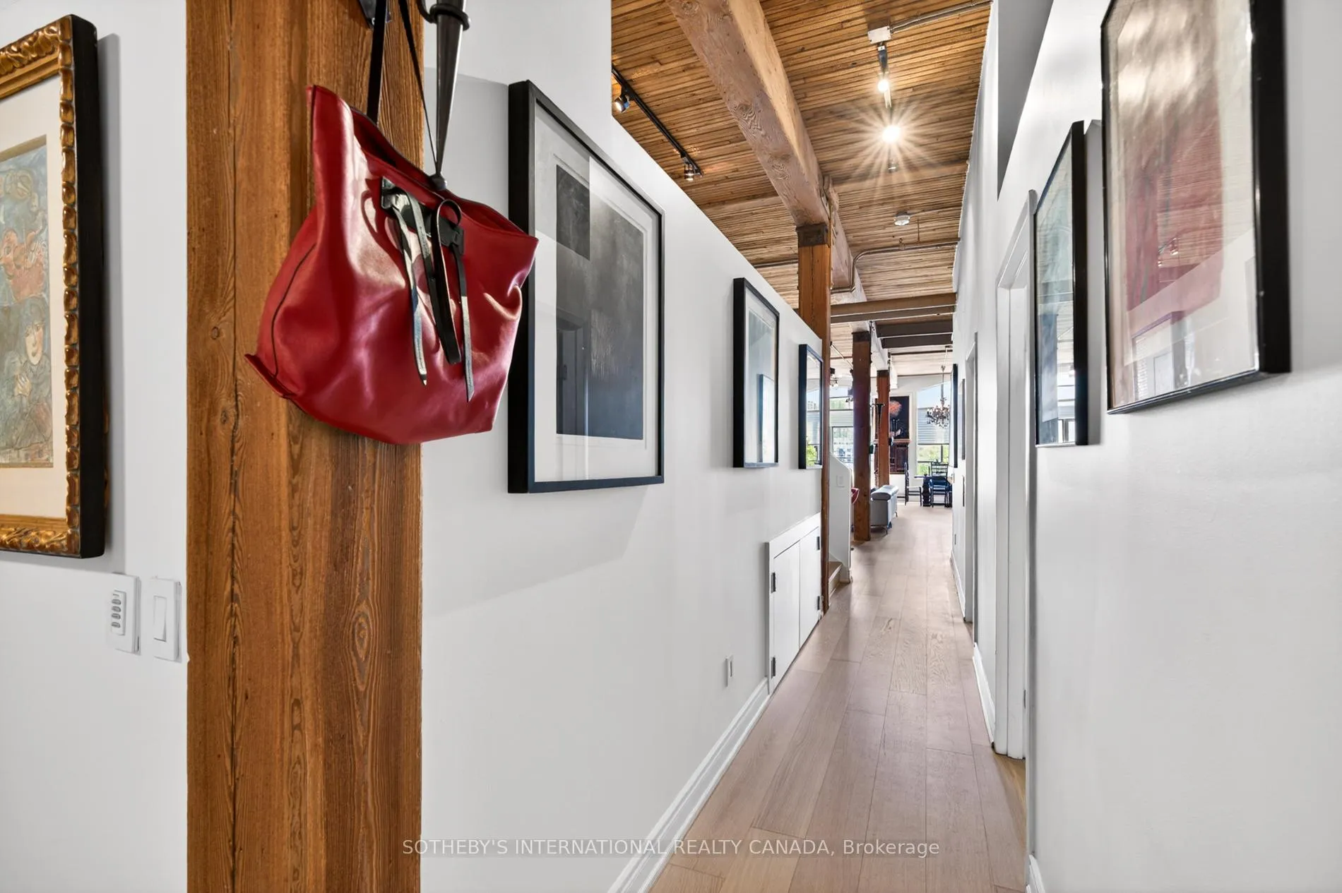 Photo 3 of Unit 404, 993 Queen Street W, Toronto, Niagara — HOMEH