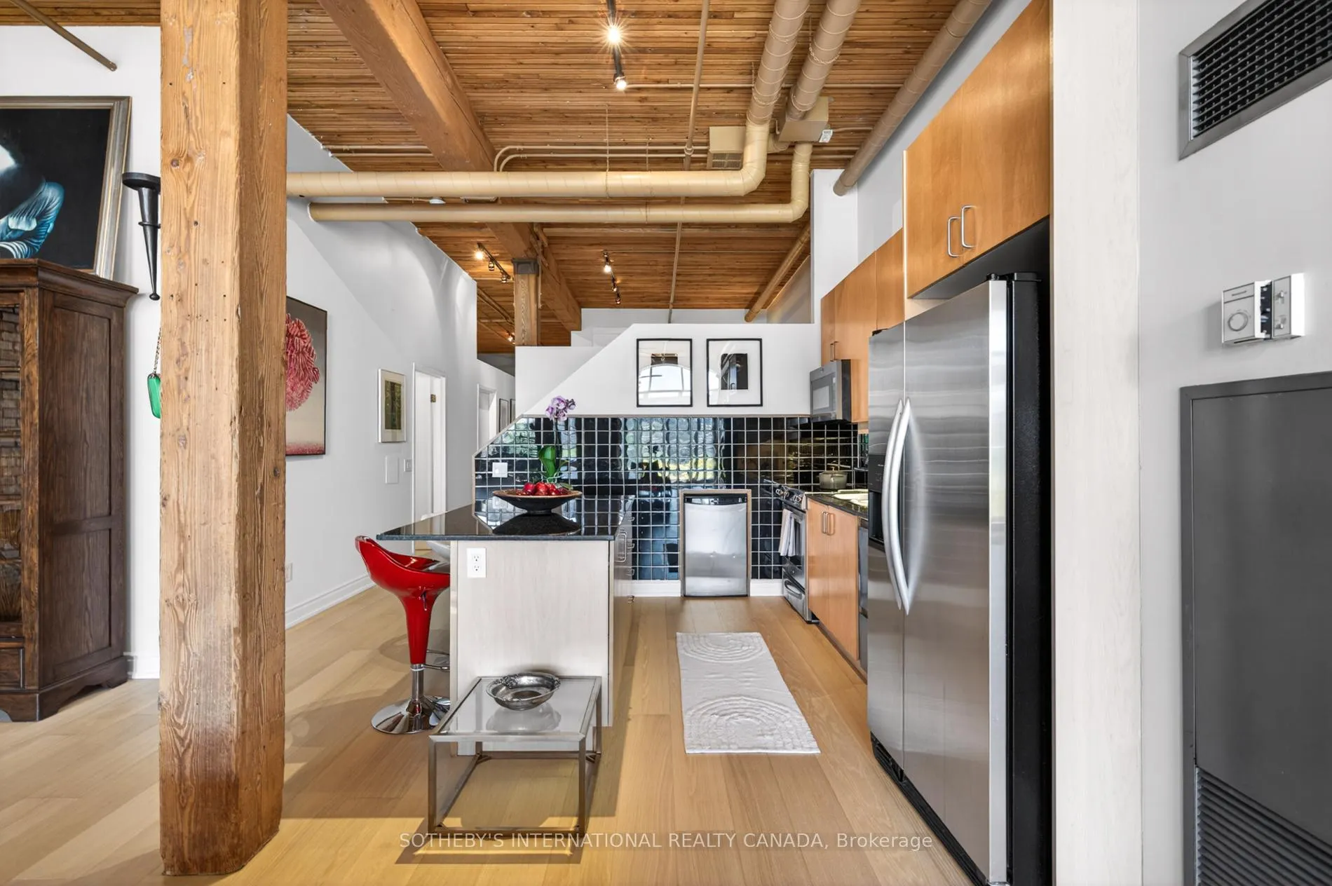 Photo 10 of Unit 404, 993 Queen Street W, Toronto, Niagara — HOMEH