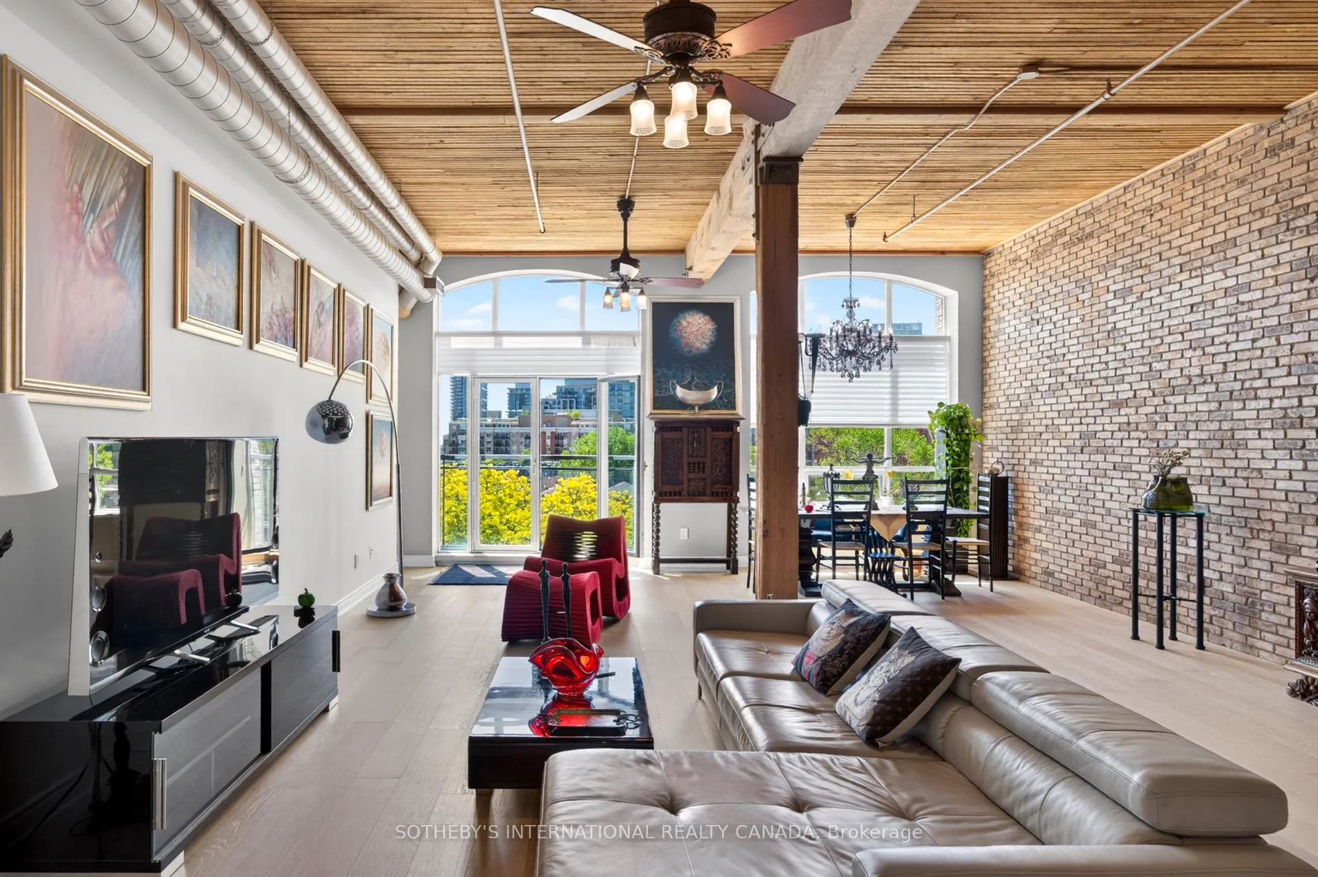 Photo 16 of Unit 404, 993 Queen Street W, Toronto, Niagara — HOMEH