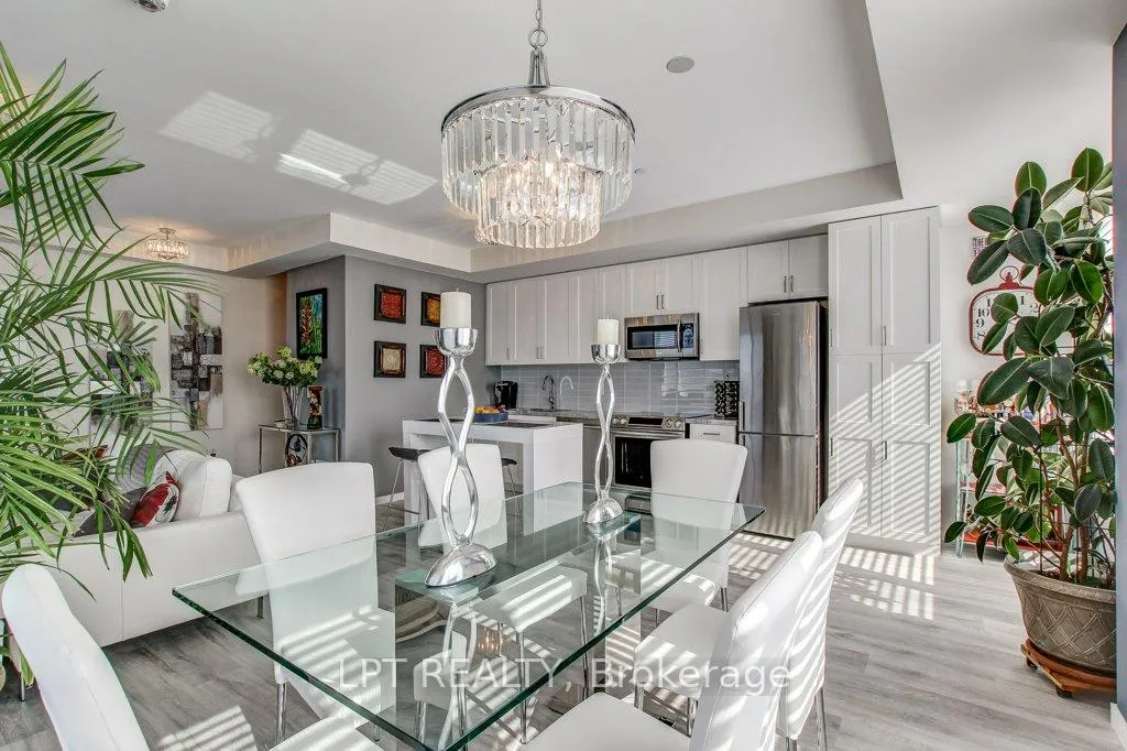 Photo 4 of Unit 64, 300 Alex Gardner Circle, Aurora, Aurora Heights — HOMEH
