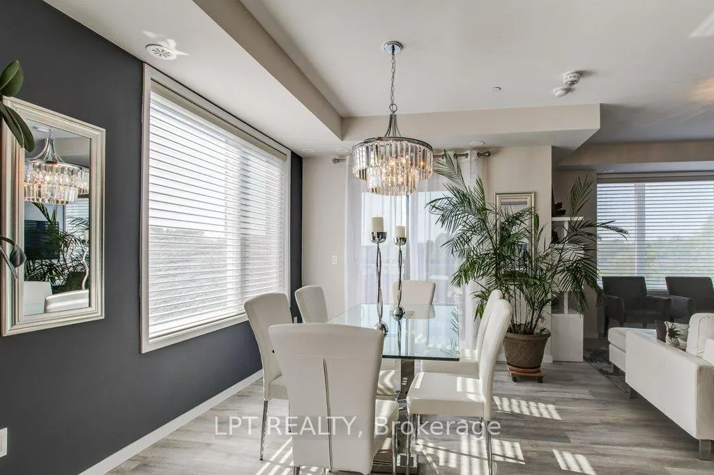 Photo 5 of Unit 64, 300 Alex Gardner Circle, Aurora, Aurora Heights — HOMEH