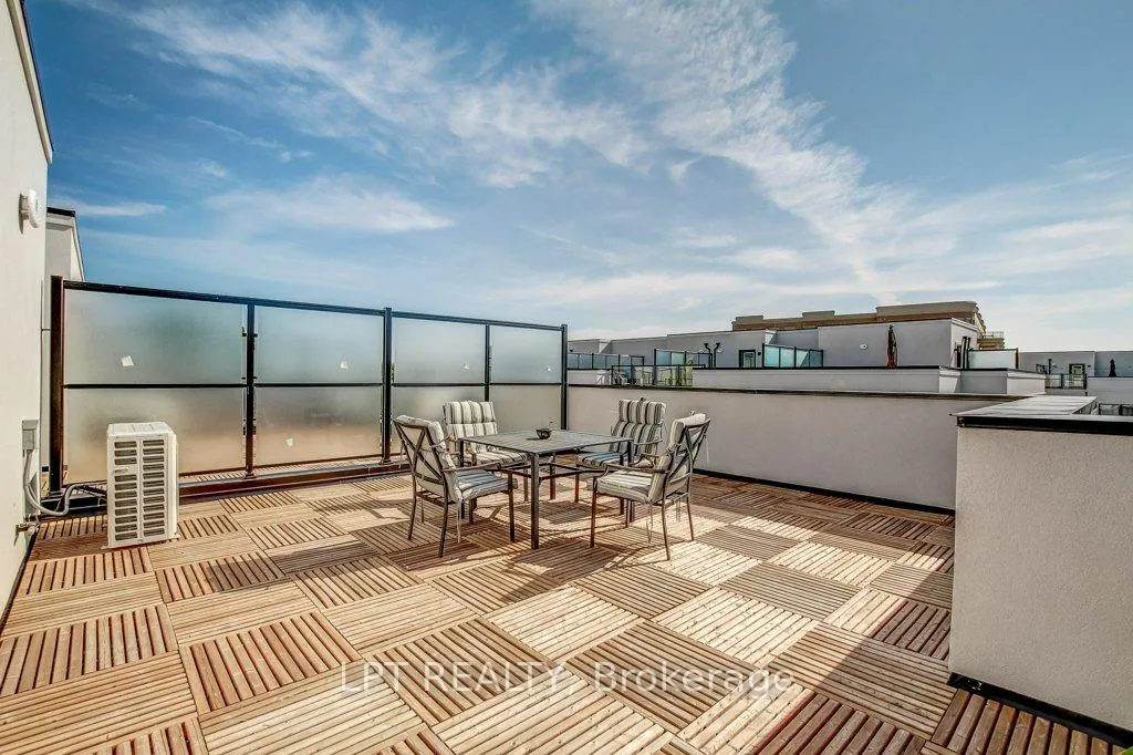 Photo 23 of Unit 64, 300 Alex Gardner Circle, Aurora, Aurora Heights — HOMEH
