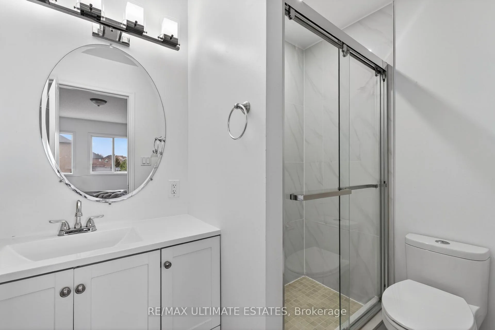 Photo 21 of 39 Bur Oak Avenue, Markham, Berczy — HOMEH