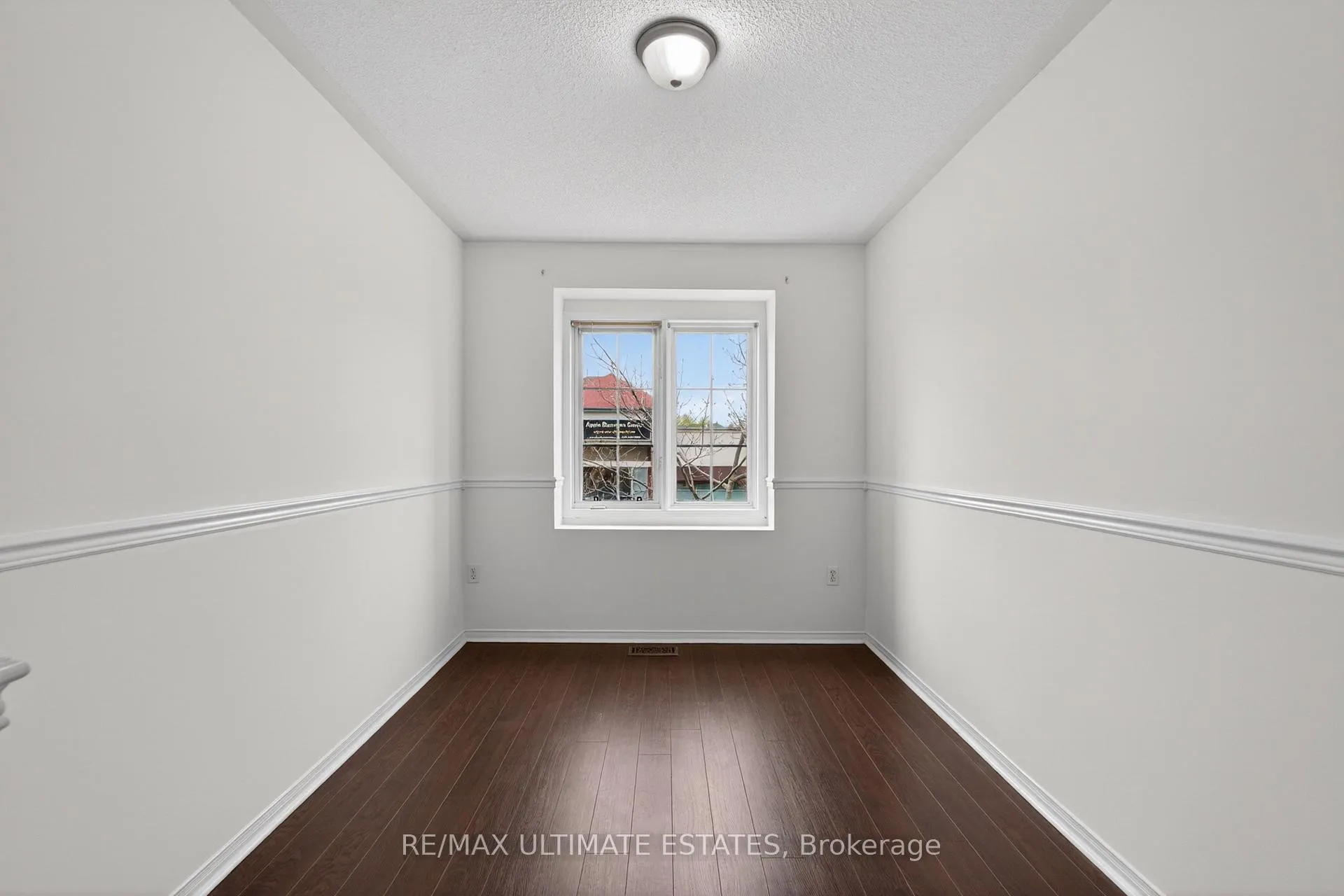 Photo 24 of 39 Bur Oak Avenue, Markham, Berczy — HOMEH
