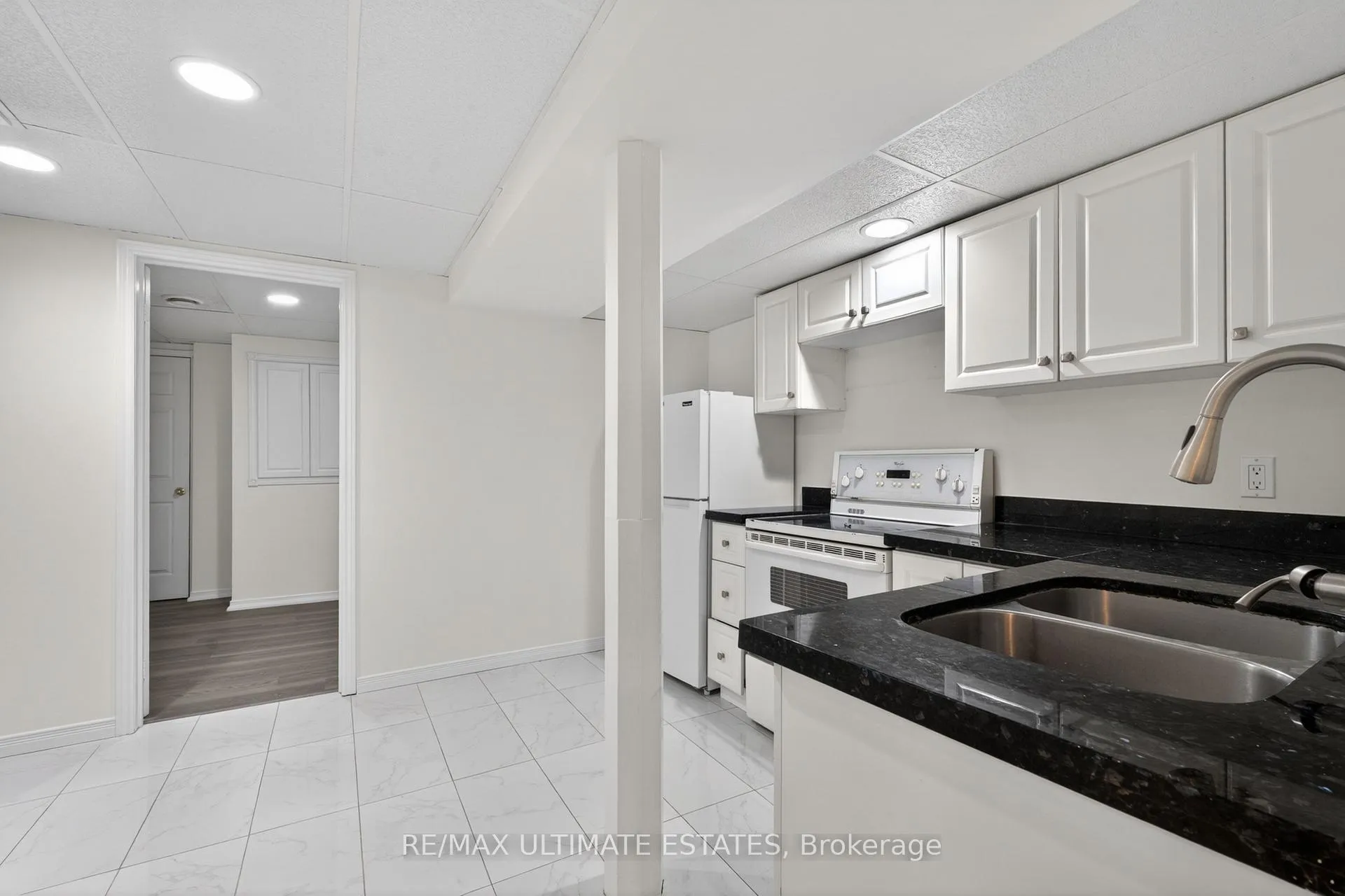 Photo 26 of 39 Bur Oak Avenue, Markham, Berczy — HOMEH
