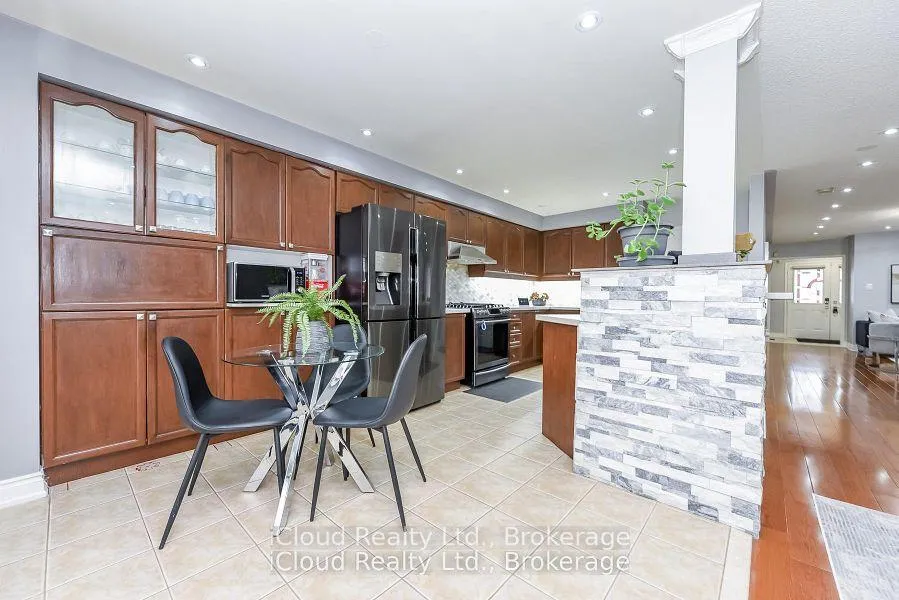 Photo 14 of 5922 Delle Donne Drive, Mississauga, Churchill Meadows — HOMEH
