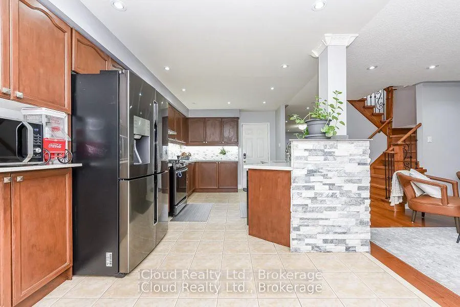 Photo 16 of 5922 Delle Donne Drive, Mississauga, Churchill Meadows — HOMEH