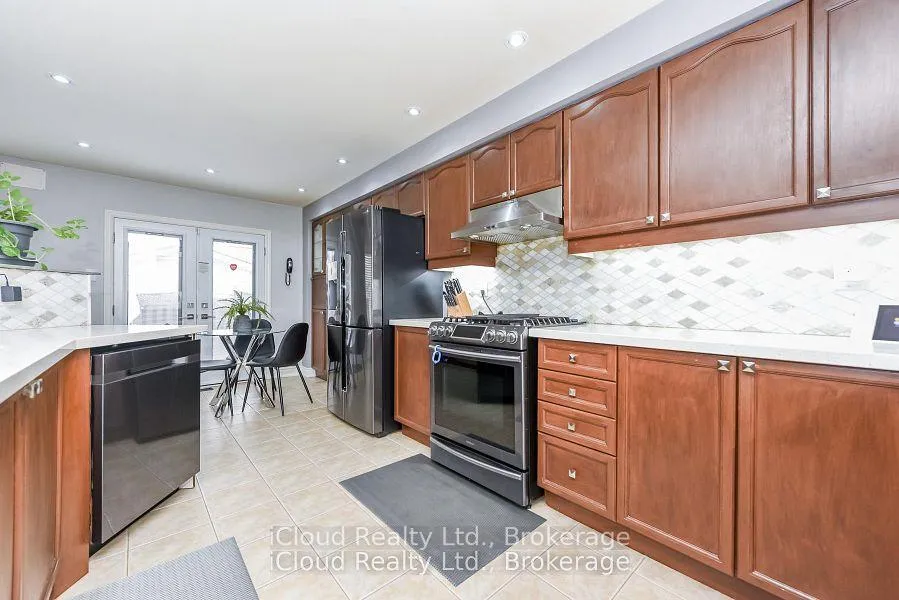 Photo 17 of 5922 Delle Donne Drive, Mississauga, Churchill Meadows — HOMEH