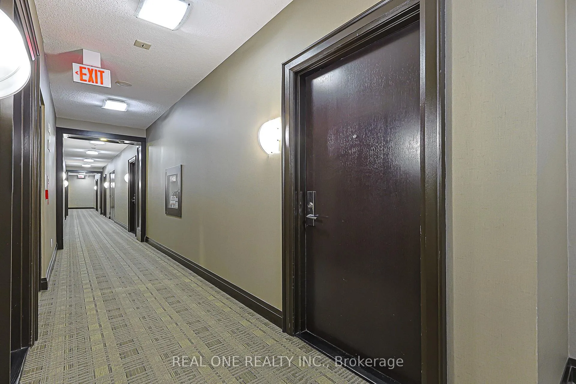 Photo 7 of Unit 214, 111 Upper Duke Crescent, Markham, Unionville — HOMEH