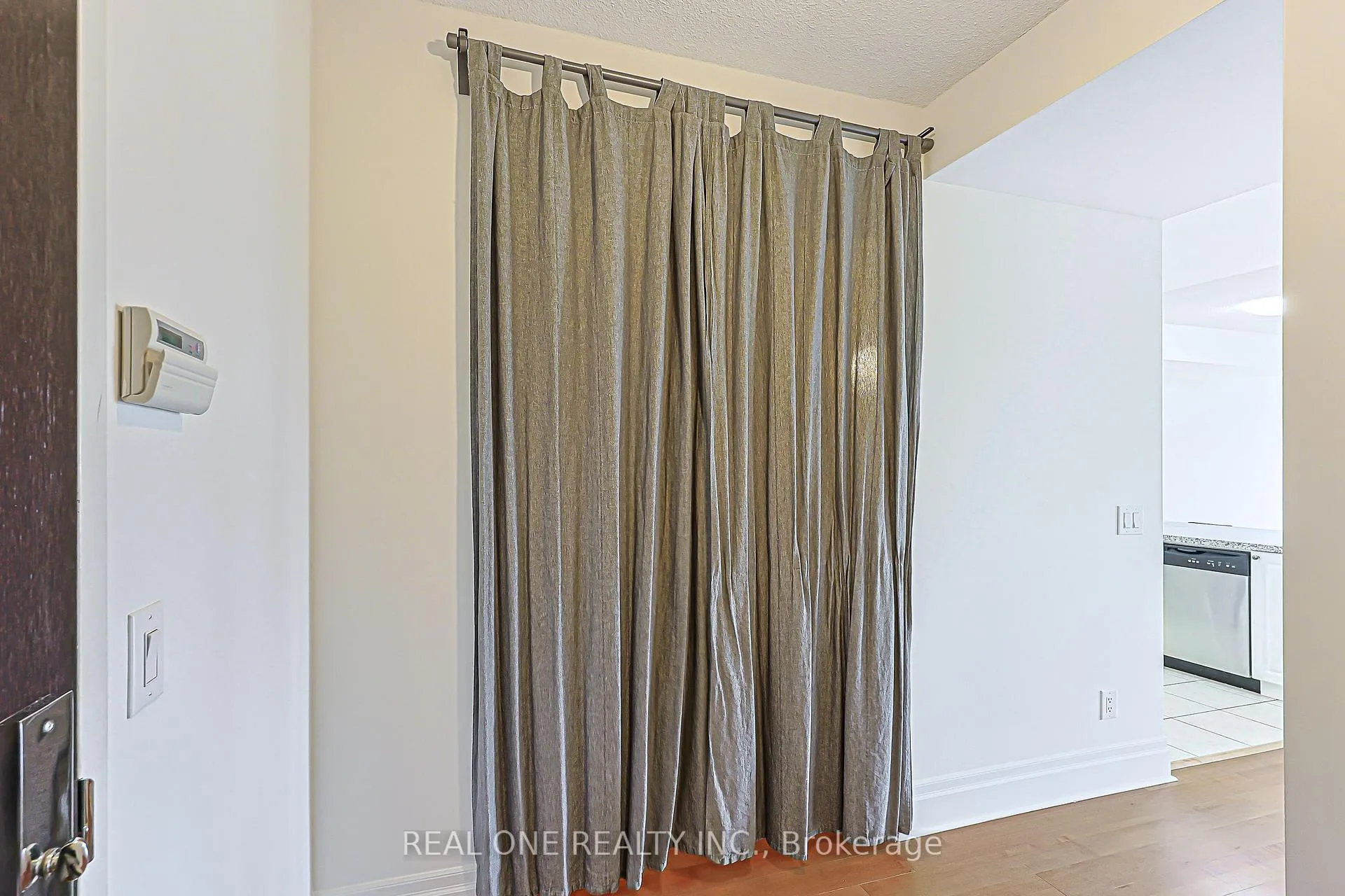 Photo 21 of Unit 214, 111 Upper Duke Crescent, Markham, Unionville — HOMEH