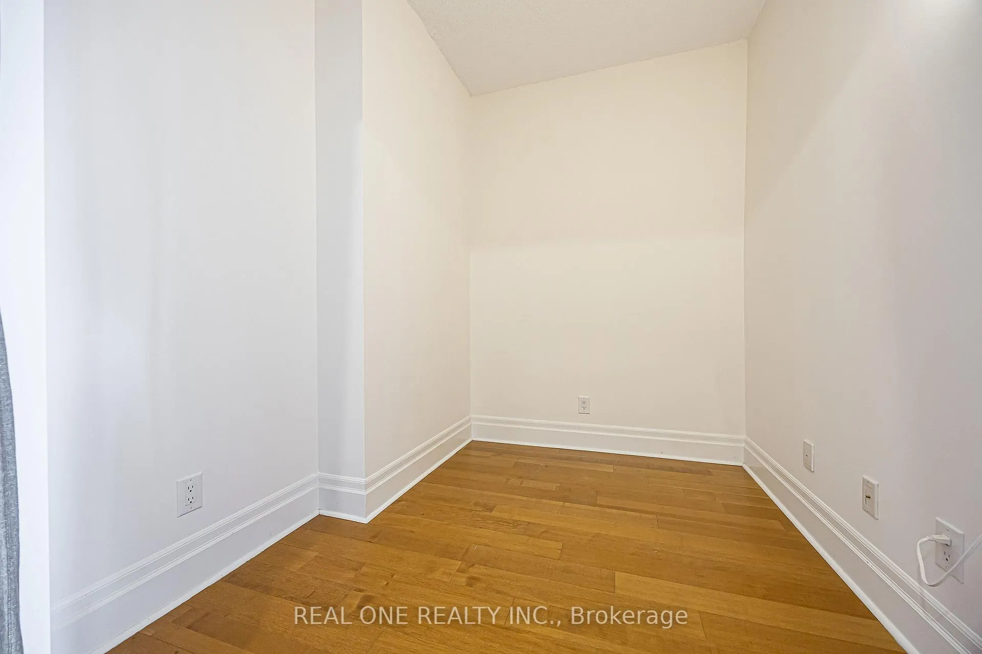 Photo 22 of Unit 214, 111 Upper Duke Crescent, Markham, Unionville — HOMEH