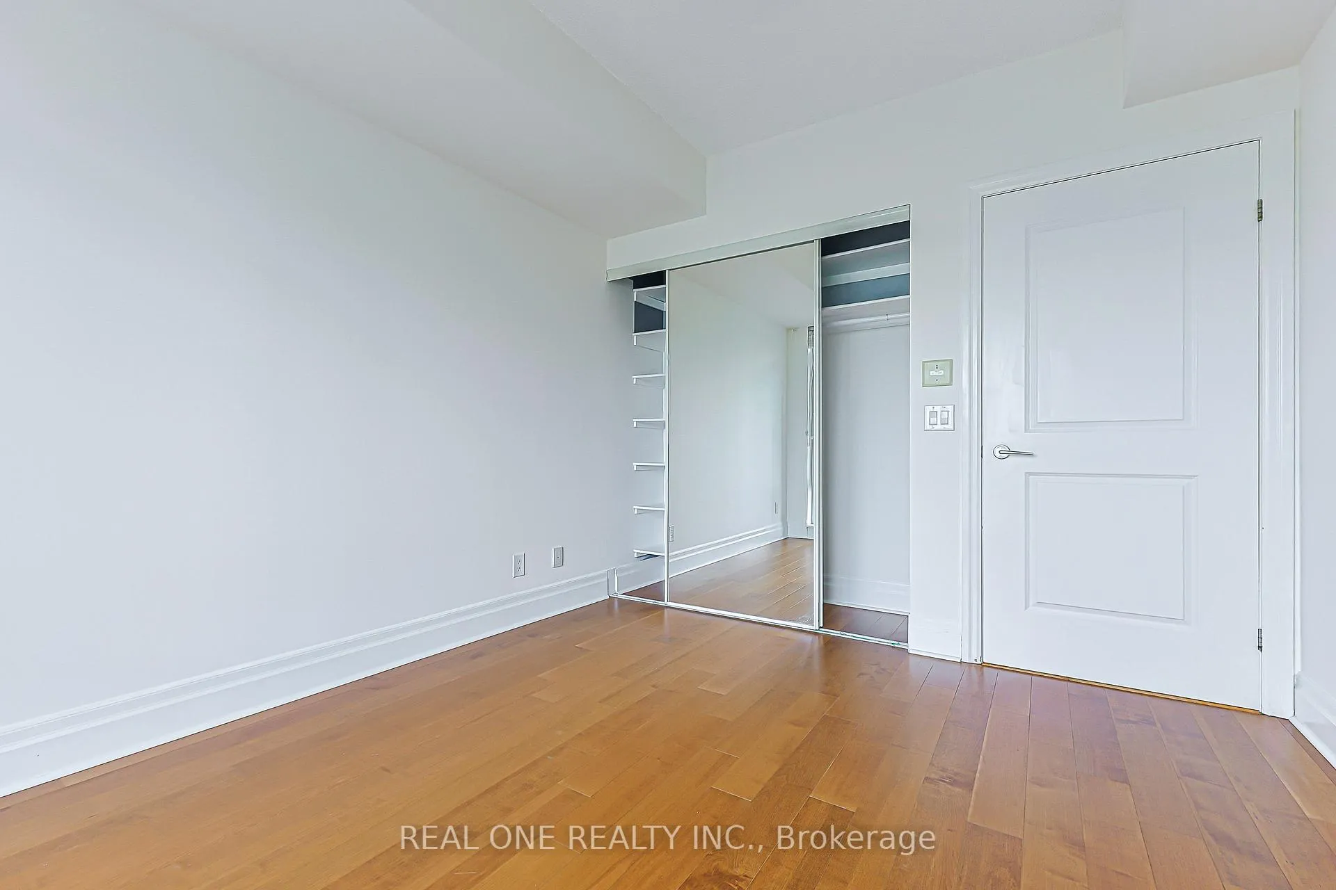 Photo 26 of Unit 214, 111 Upper Duke Crescent, Markham, Unionville — HOMEH