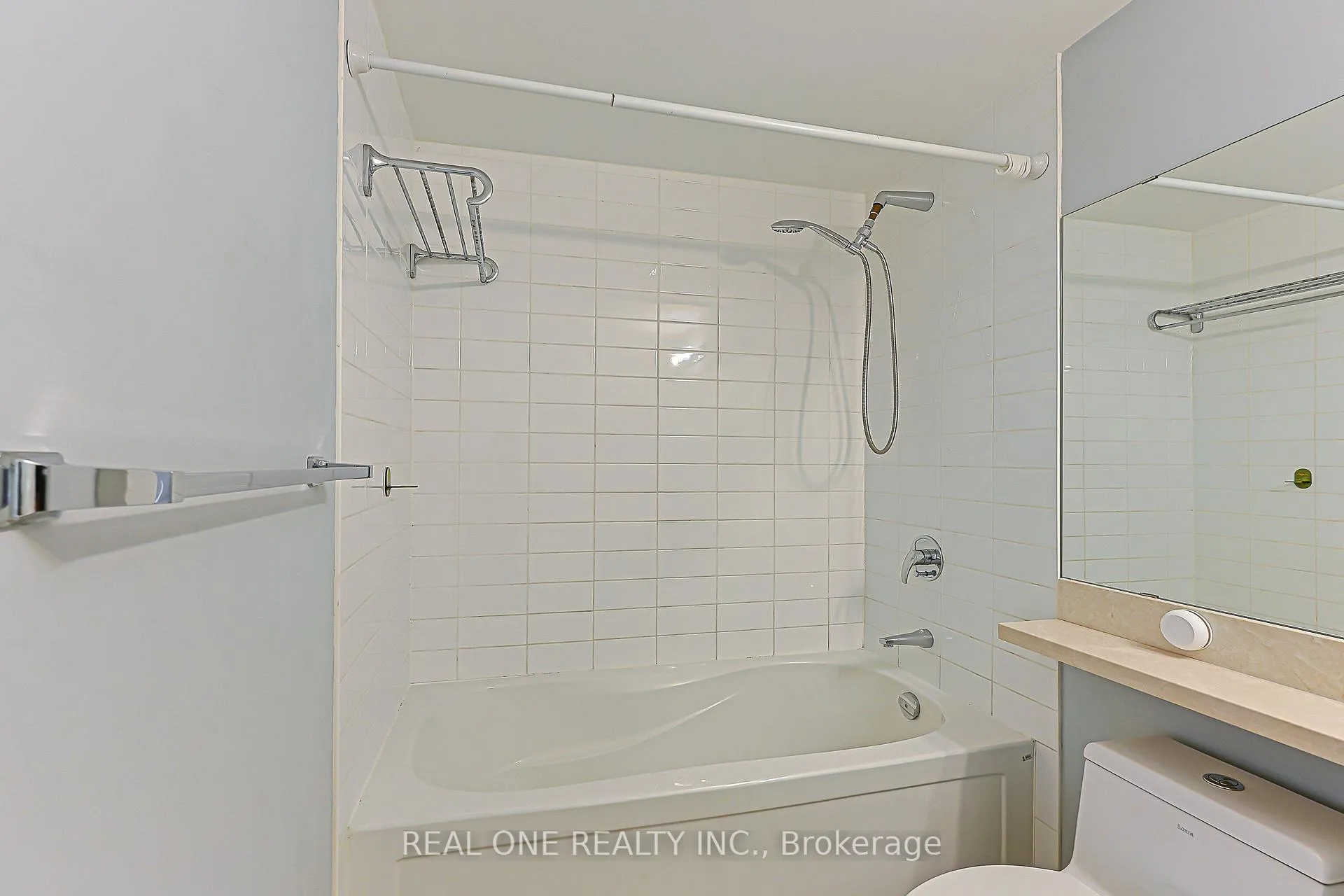Photo 28 of Unit 214, 111 Upper Duke Crescent, Markham, Unionville — HOMEH