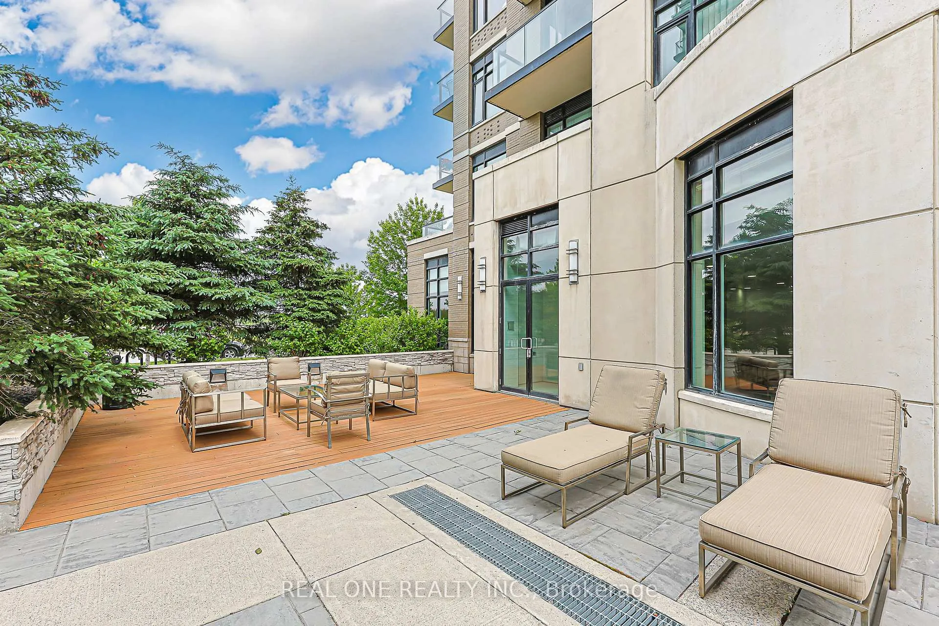 Photo 37 of Unit 214, 111 Upper Duke Crescent, Markham, Unionville — HOMEH