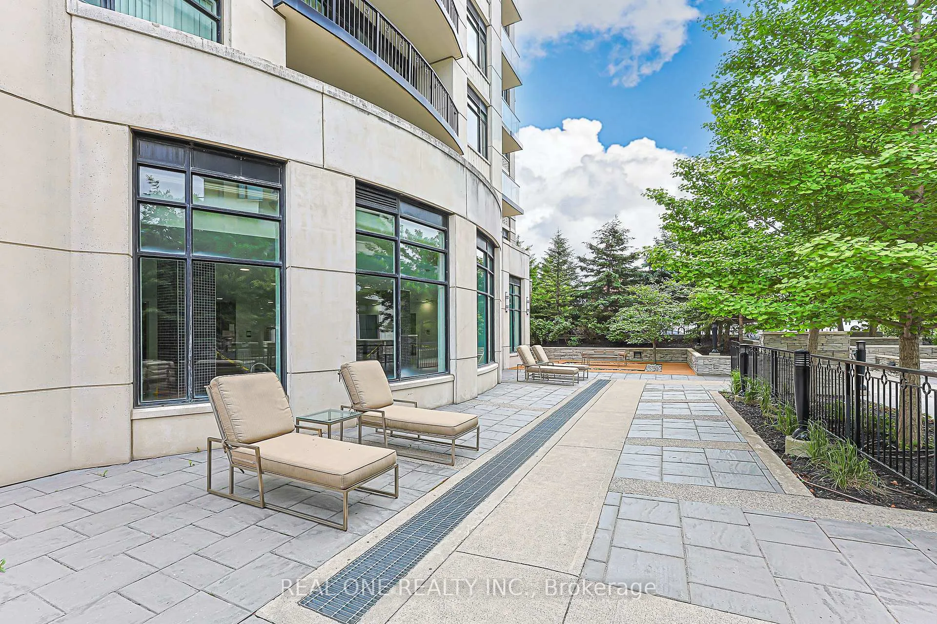Photo 39 of Unit 214, 111 Upper Duke Crescent, Markham, Unionville — HOMEH