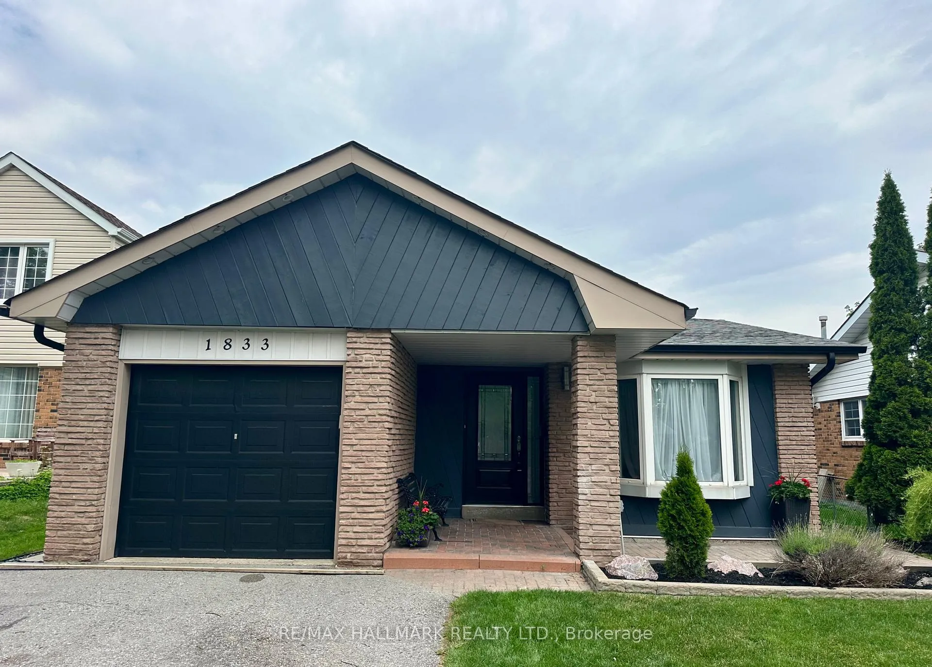 Photo 2 of 1833 Shadybrook Drive, Pickering, Amberlea — HOMEH