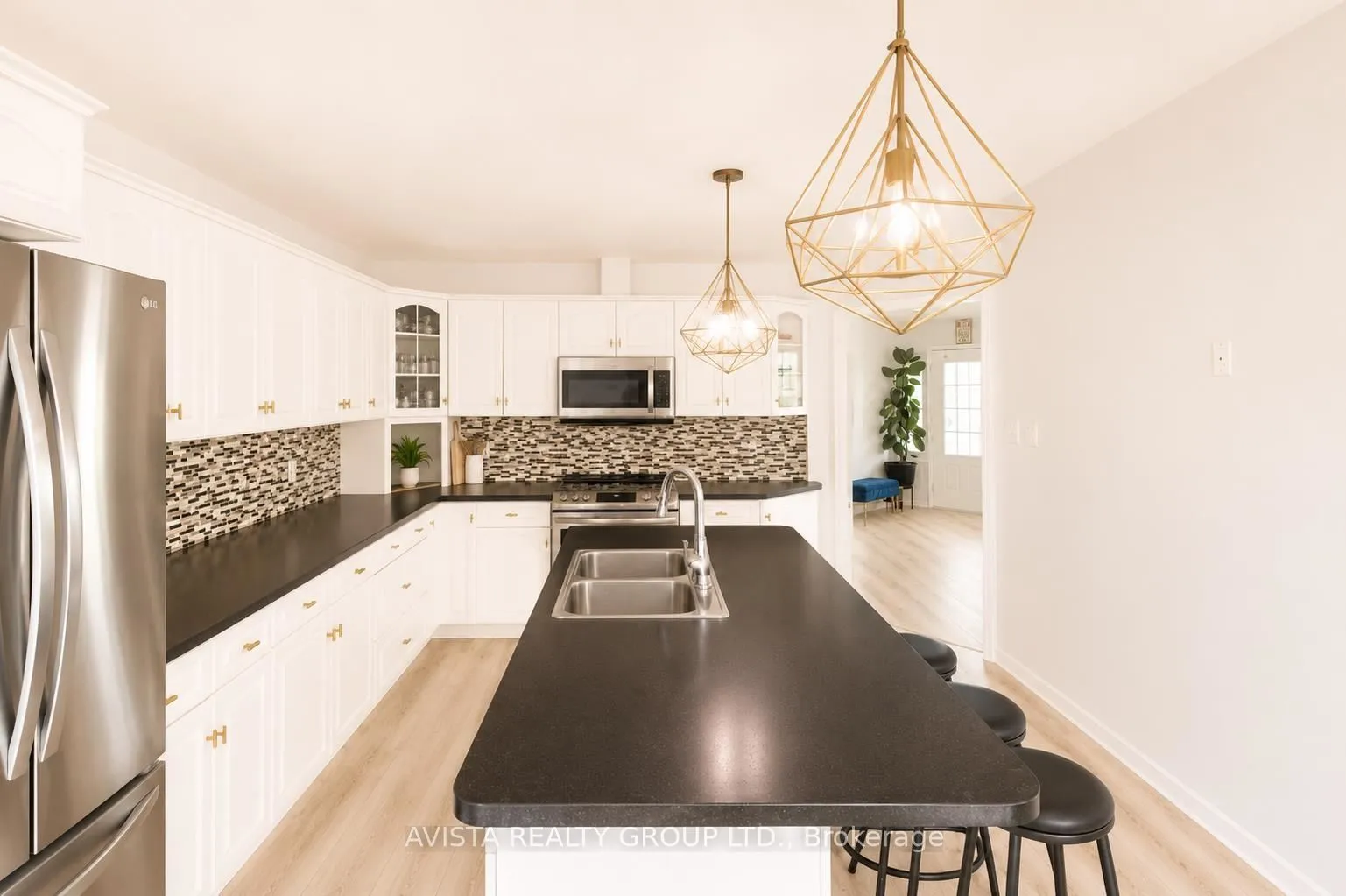 Photo 10 of 401 Tuscany Drive, Thunder Bay, Dawson Heights — HOMEH