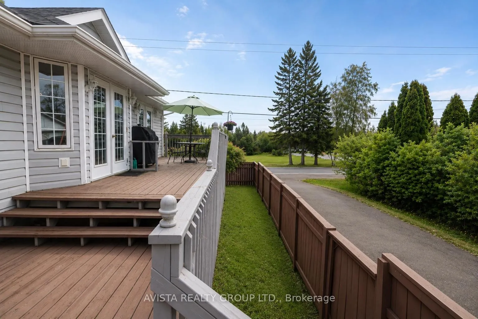 Photo 18 of 401 Tuscany Drive, Thunder Bay, Dawson Heights — HOMEH