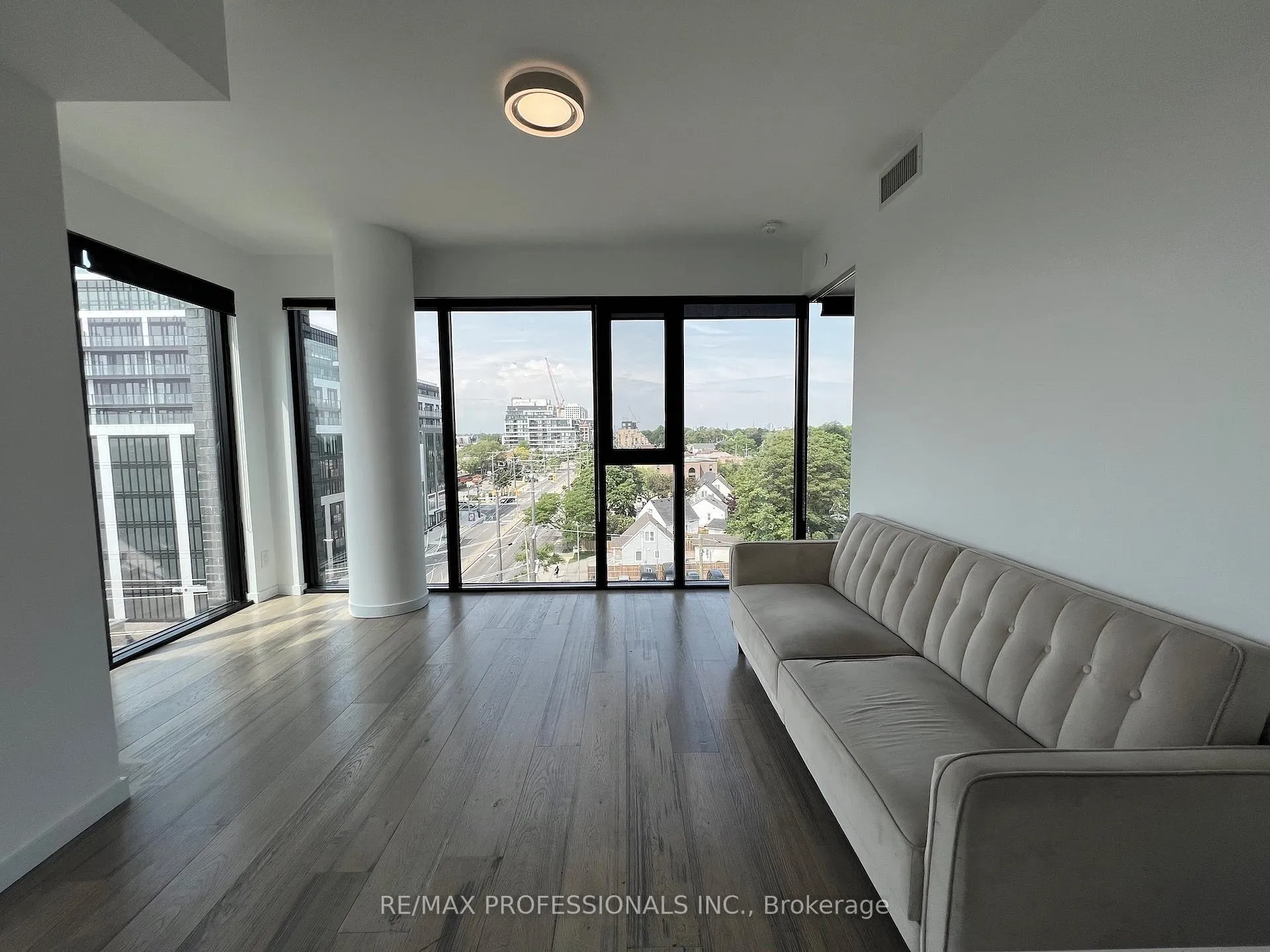 Photo 17 of Unit 619, 7 Smith Crescent, Etobicoke, Stonegate-Queensway — HOMEH