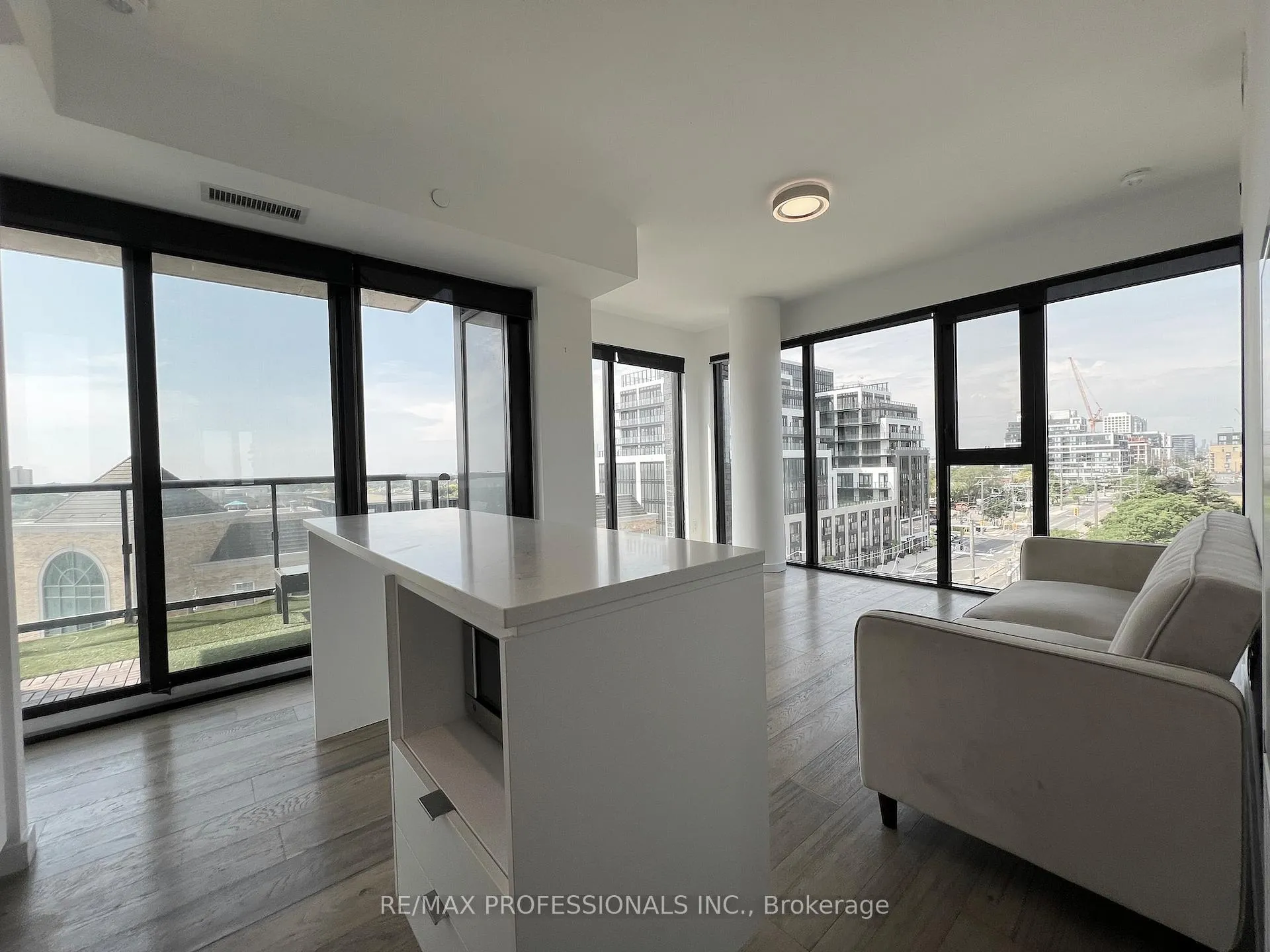 Photo 18 of Unit 619, 7 Smith Crescent, Etobicoke, Stonegate-Queensway — HOMEH