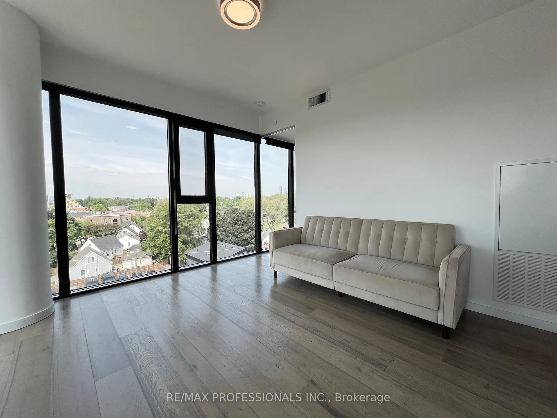 Photo 20 of Unit 619, 7 Smith Crescent, Etobicoke, Stonegate-Queensway — HOMEH